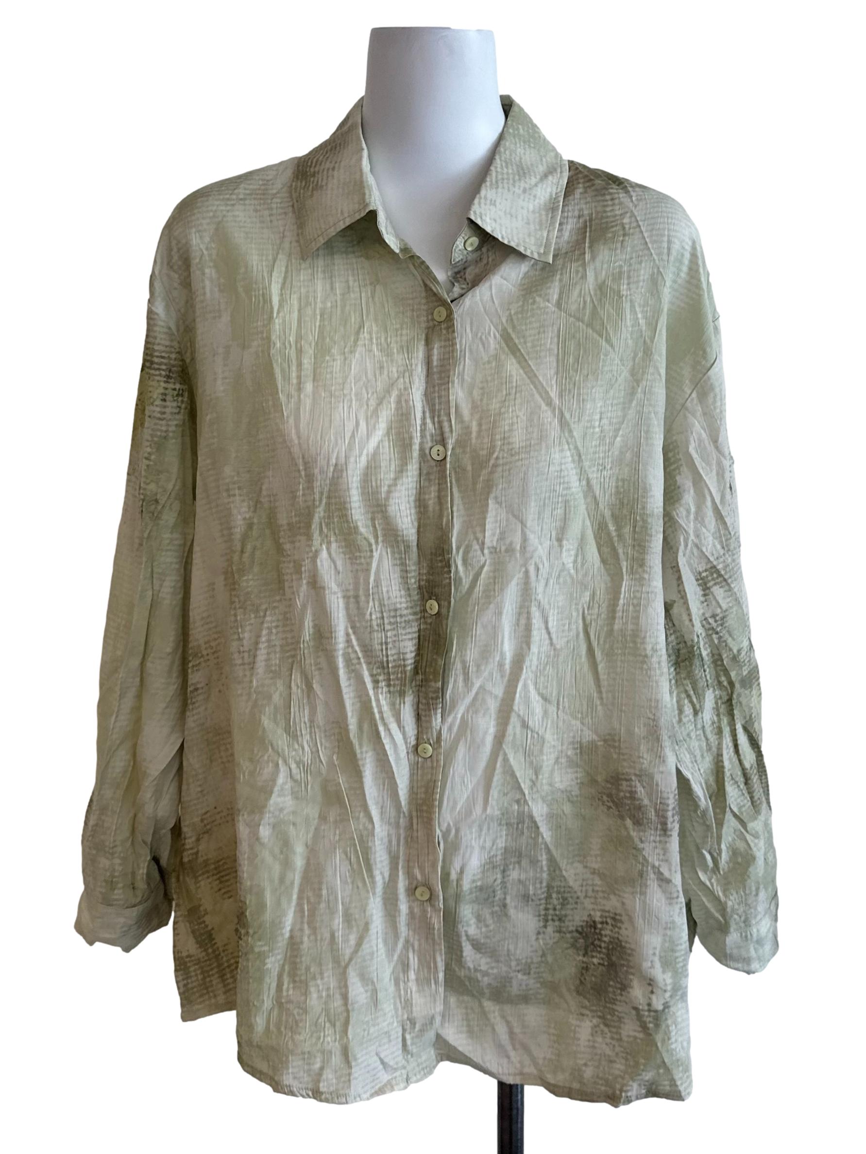 Light Green Pattern Collar Top