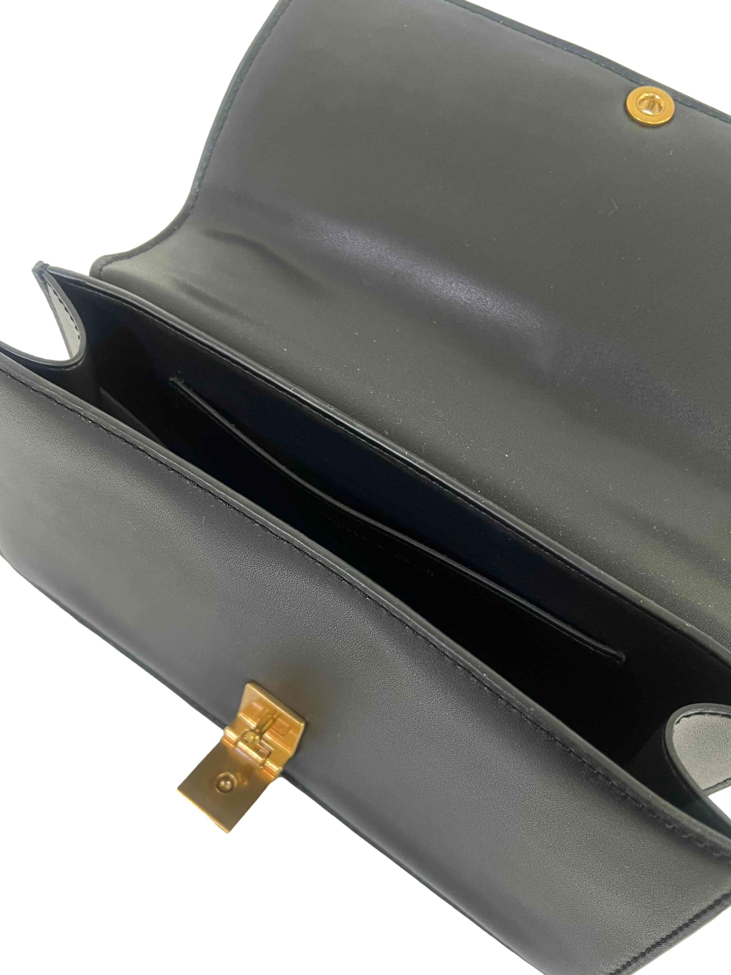 Chain Strap Trapeze Shoulder Bag