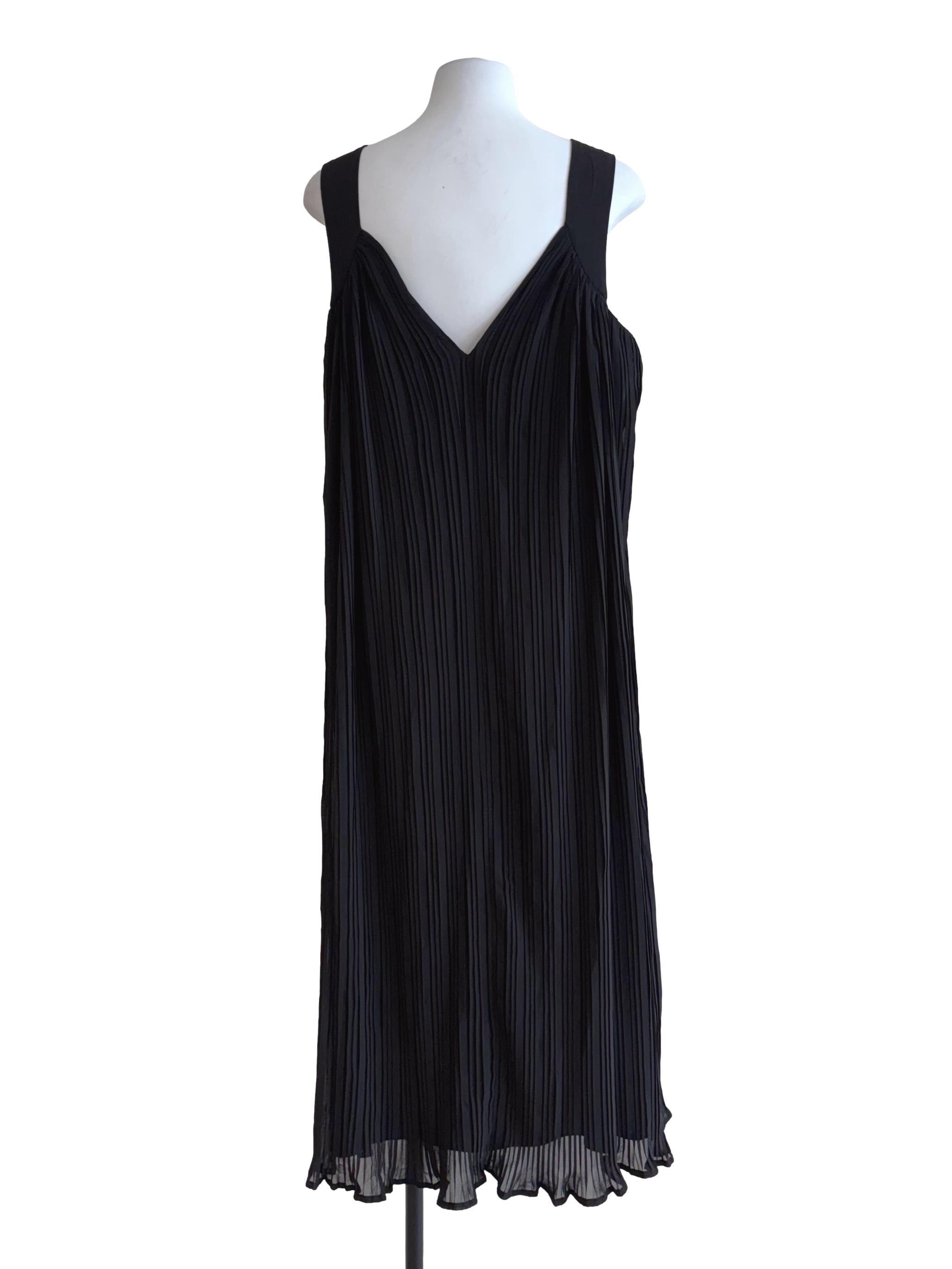 Slate Black Sleeveless Pleated Shift Dress LB