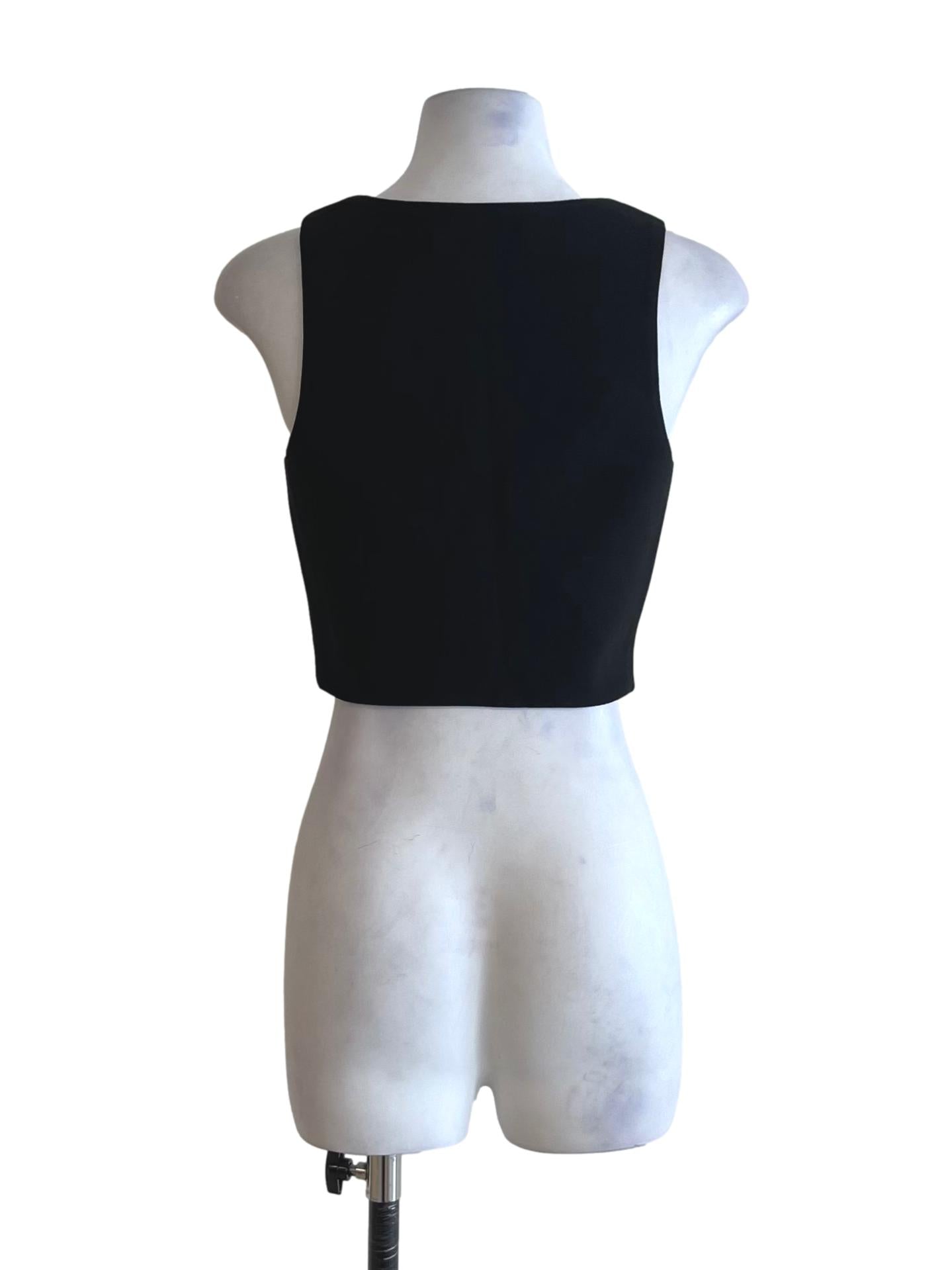 Black V-Neckline Sleeveless Top