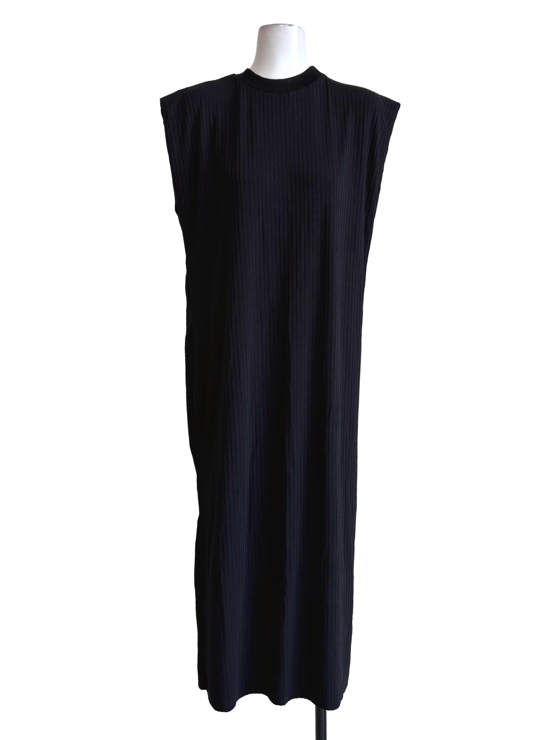 Parisian Black Sleeveless Lined Straight Dress