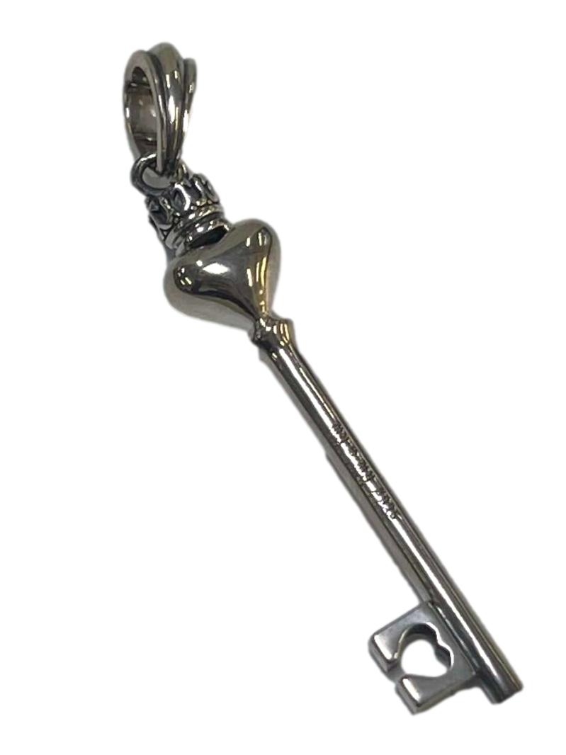 Silver Heart Crown Key Pendant