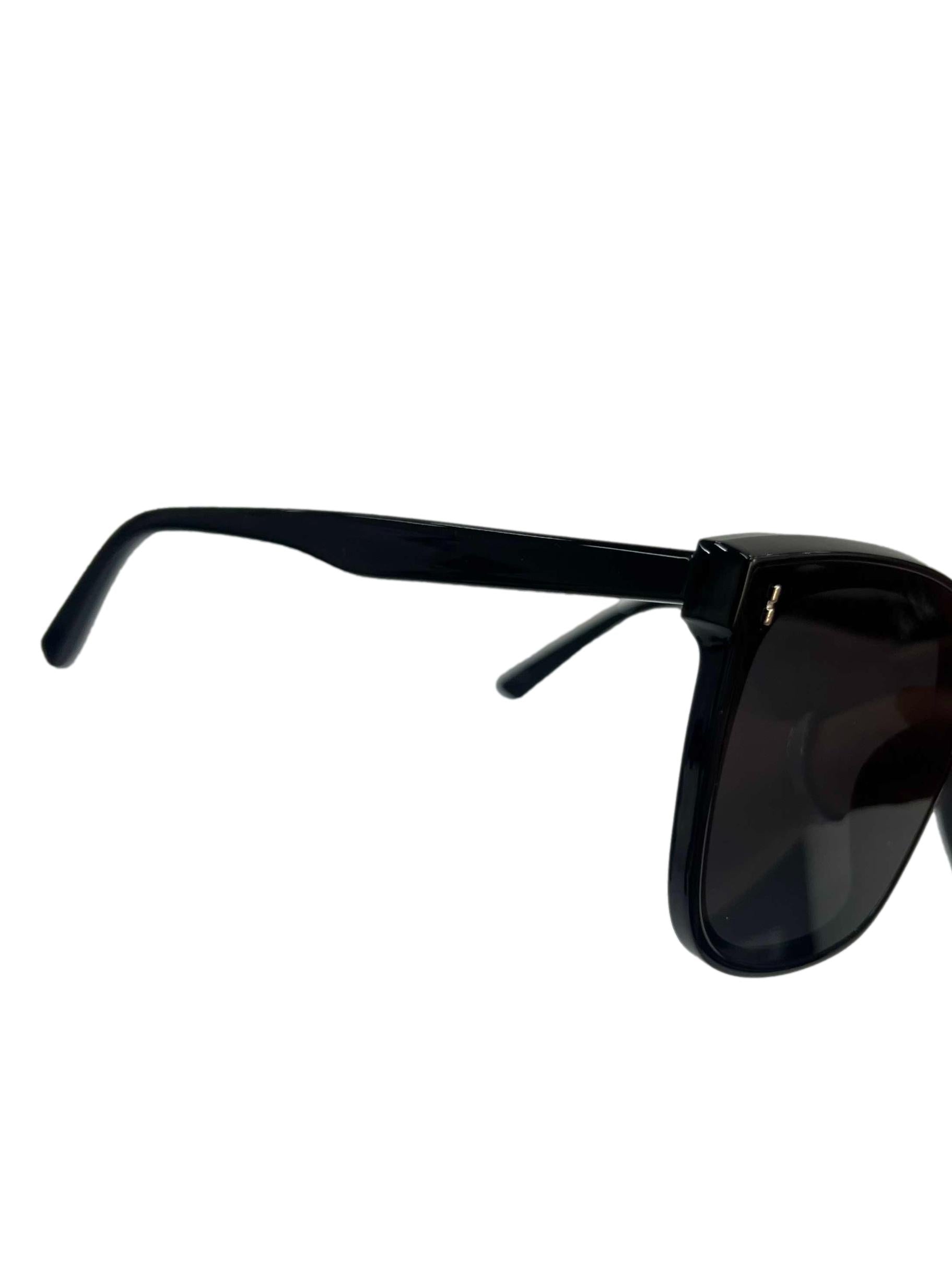 All Black Square Plastic Frame Sunglasses