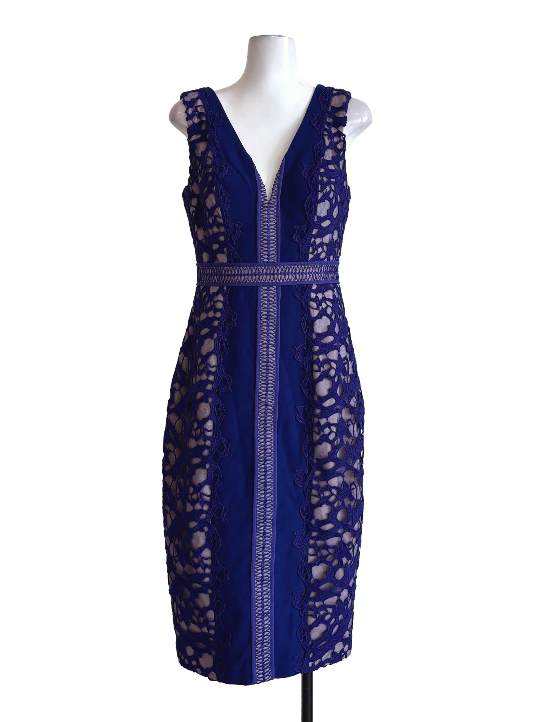 Blue Sleeveless V-Neck Lined Lace Dress