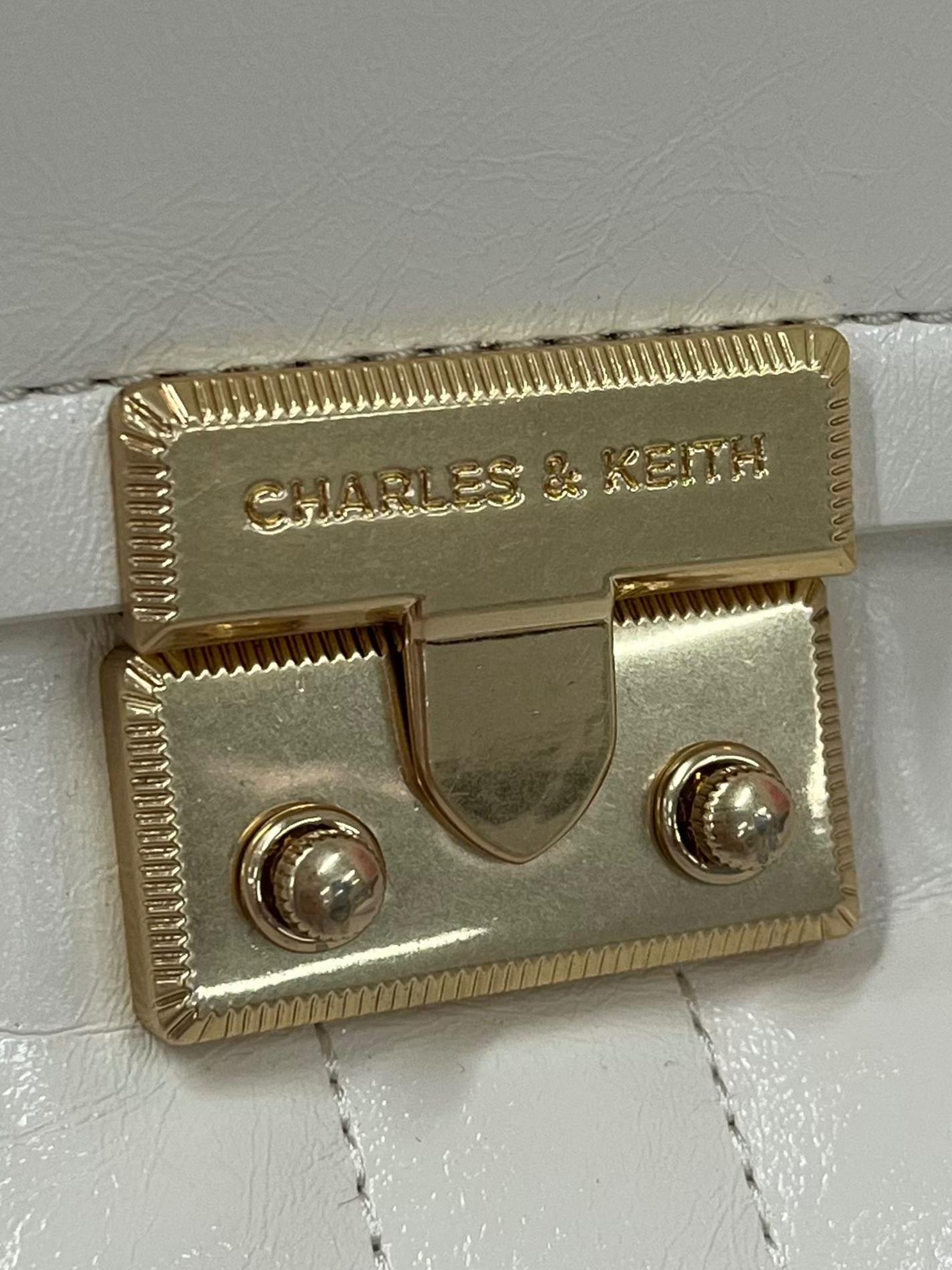 Ivory Donna Drawstring Waist Backpack