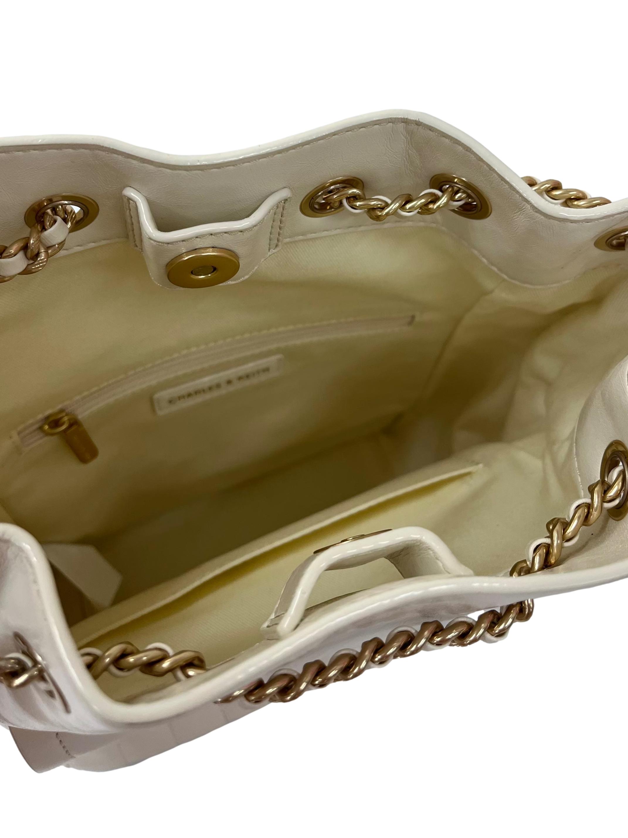 Ivory Donna Drawstring Waist Backpack