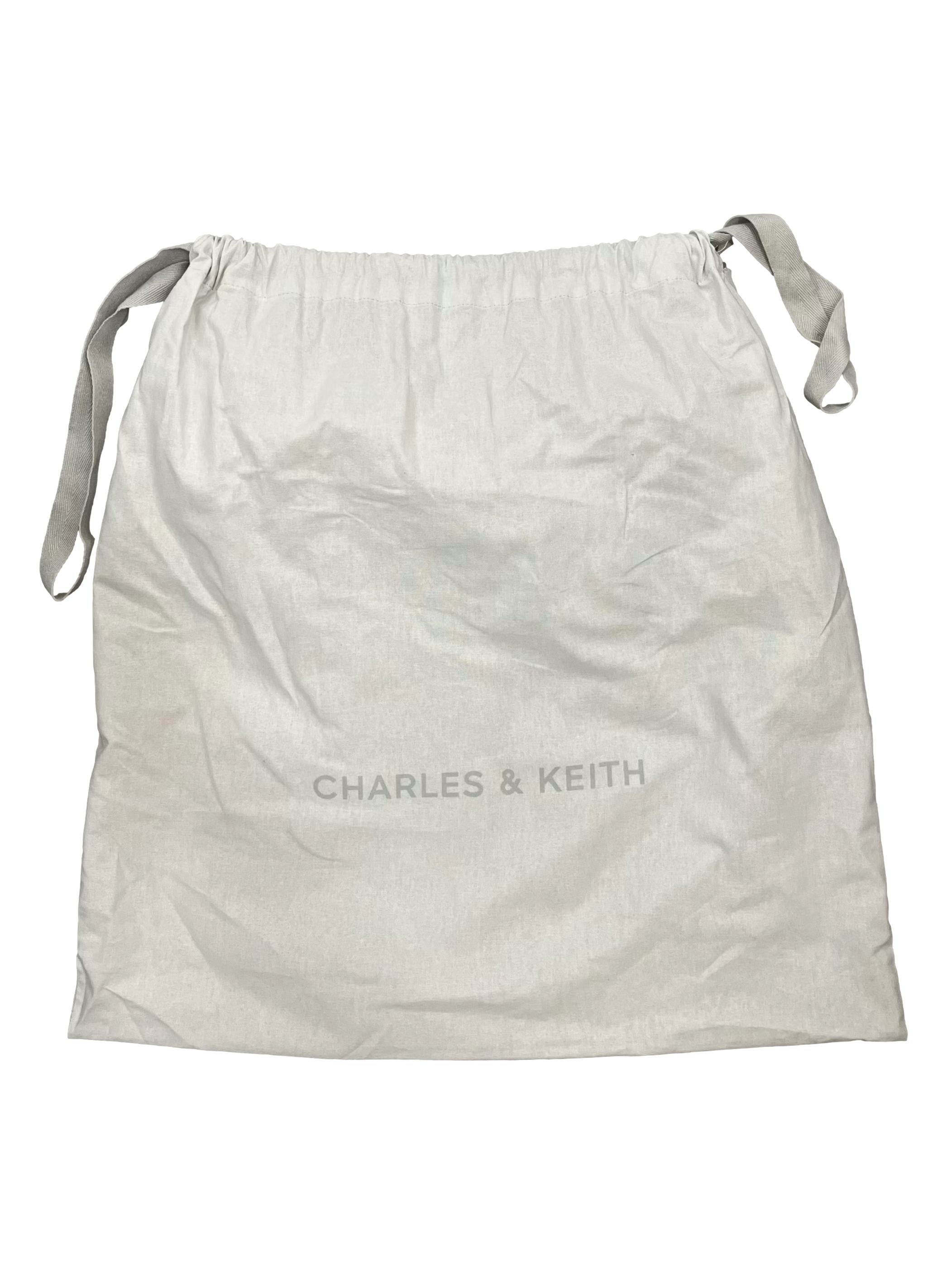 Ivory Donna Drawstring Waist Backpack