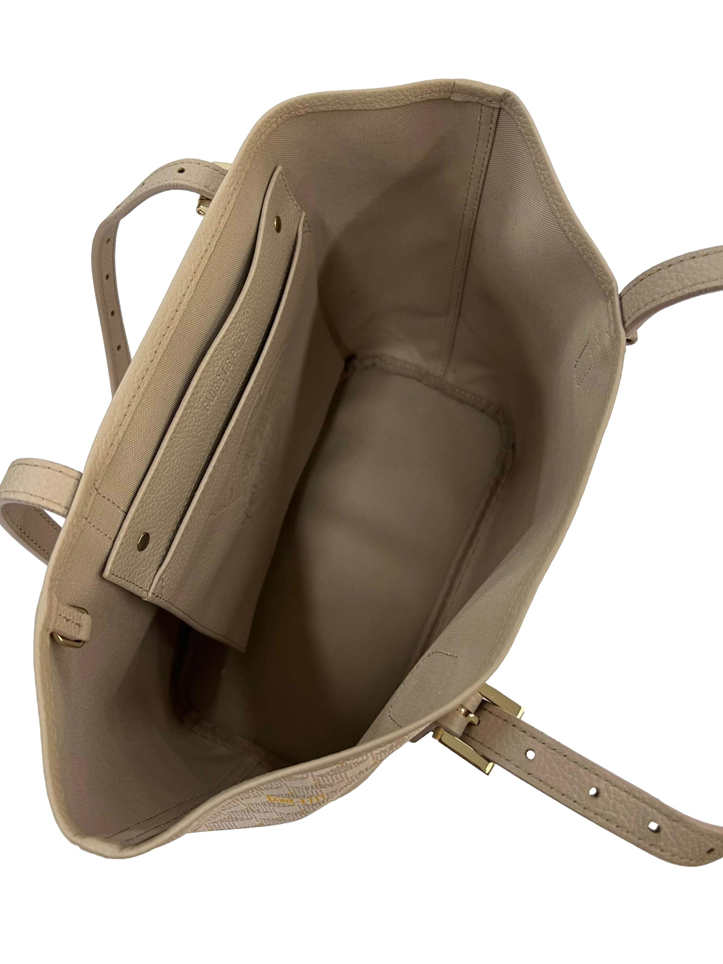 Hot Sand Daily Battle 27 Tote Bag CSN