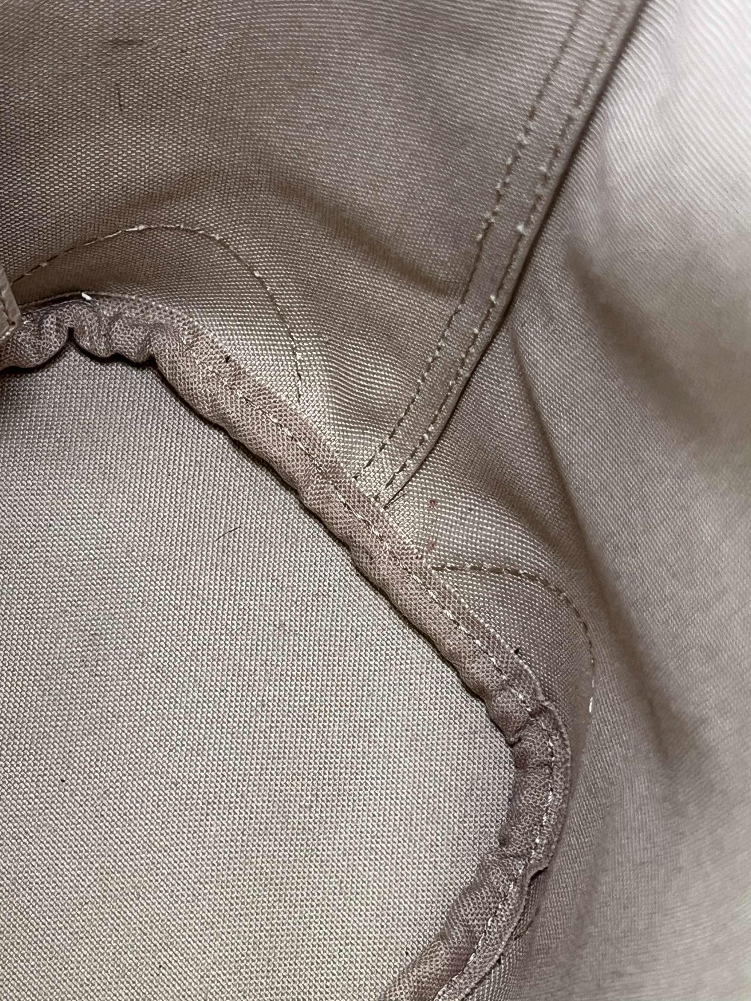 Hot Sand Daily Battle 27 Tote Bag CSN