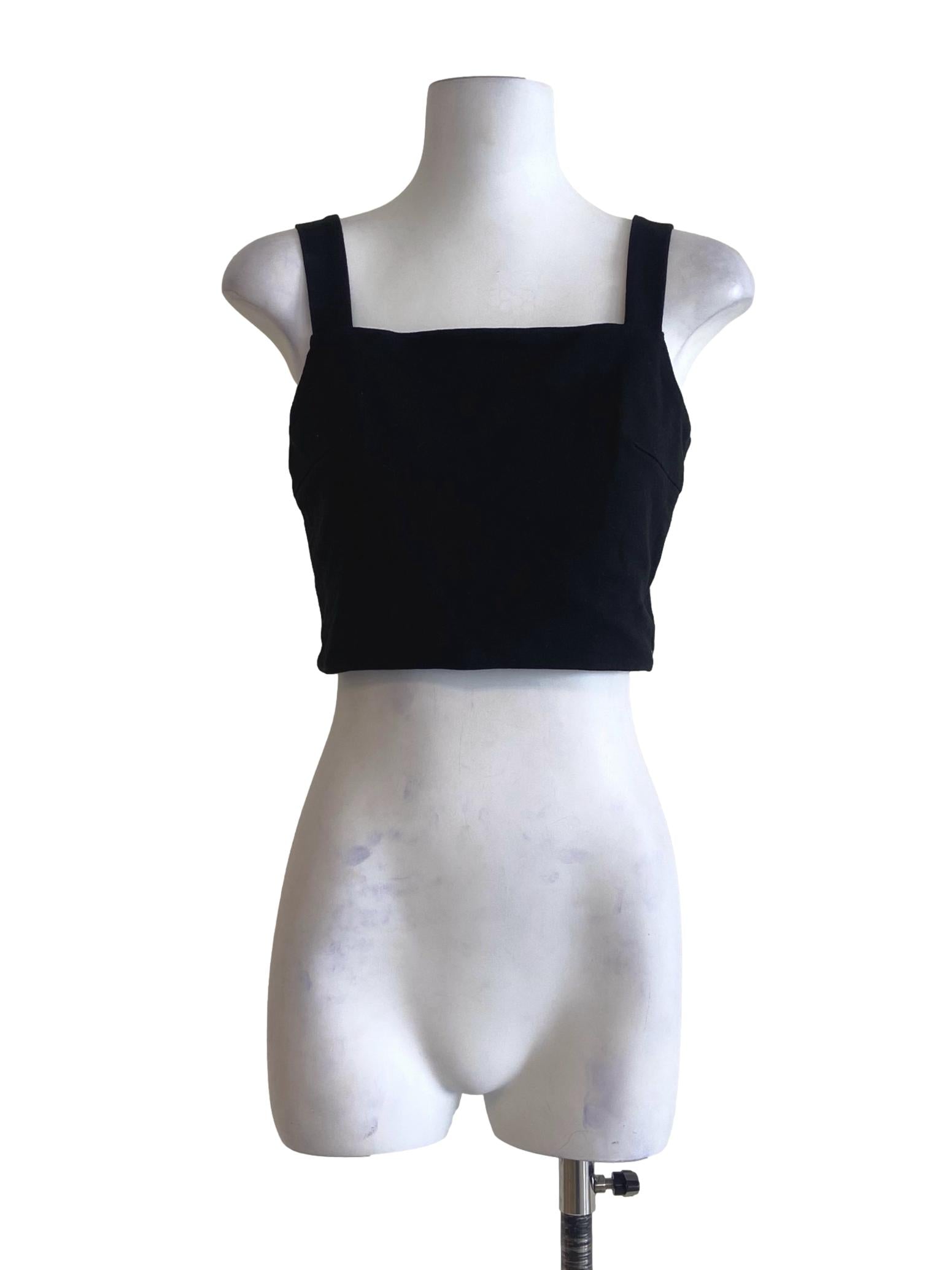 Black Sleeveless Crop Top