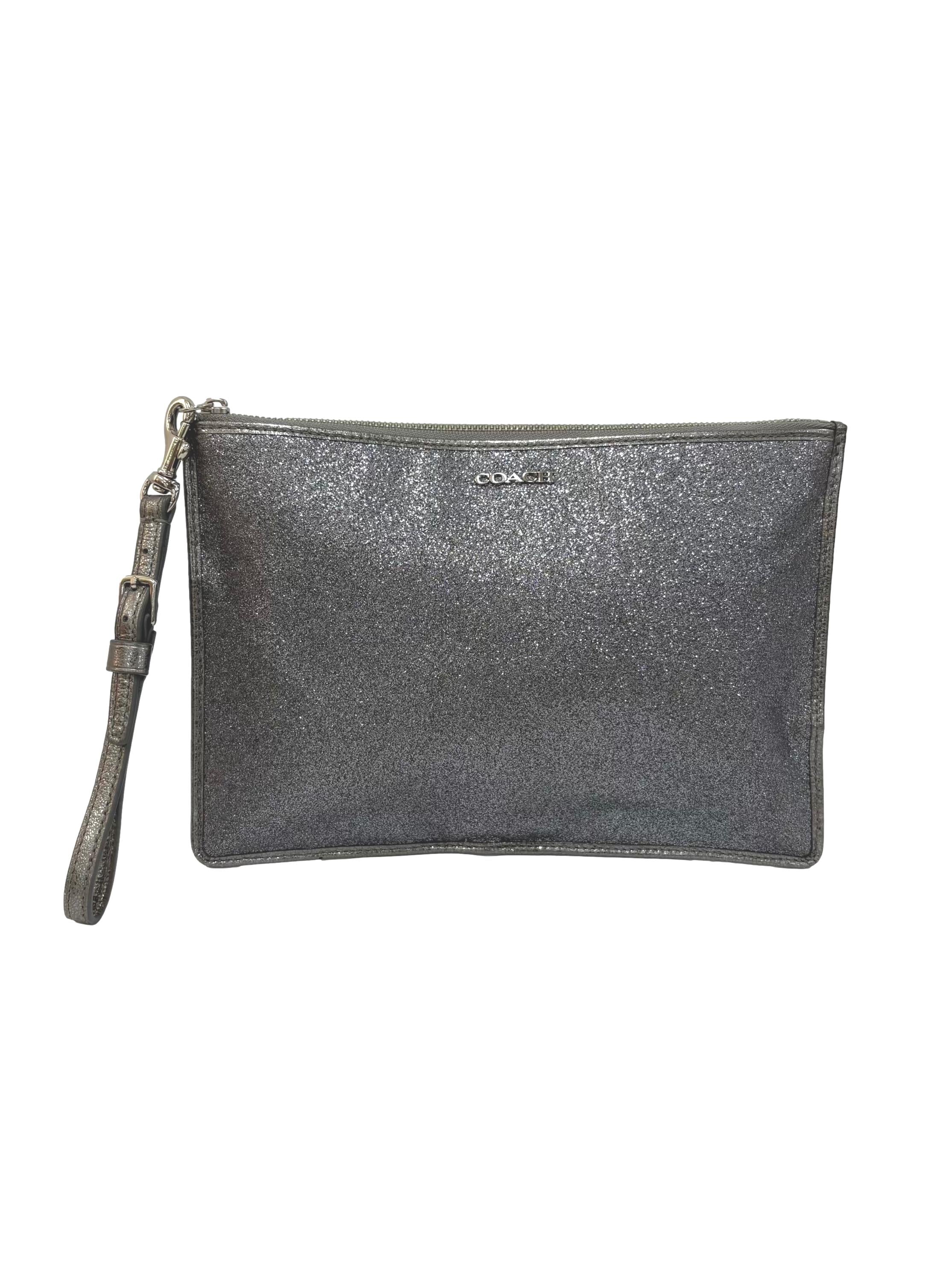 Silver Glitter Flat Wristlet Clutch