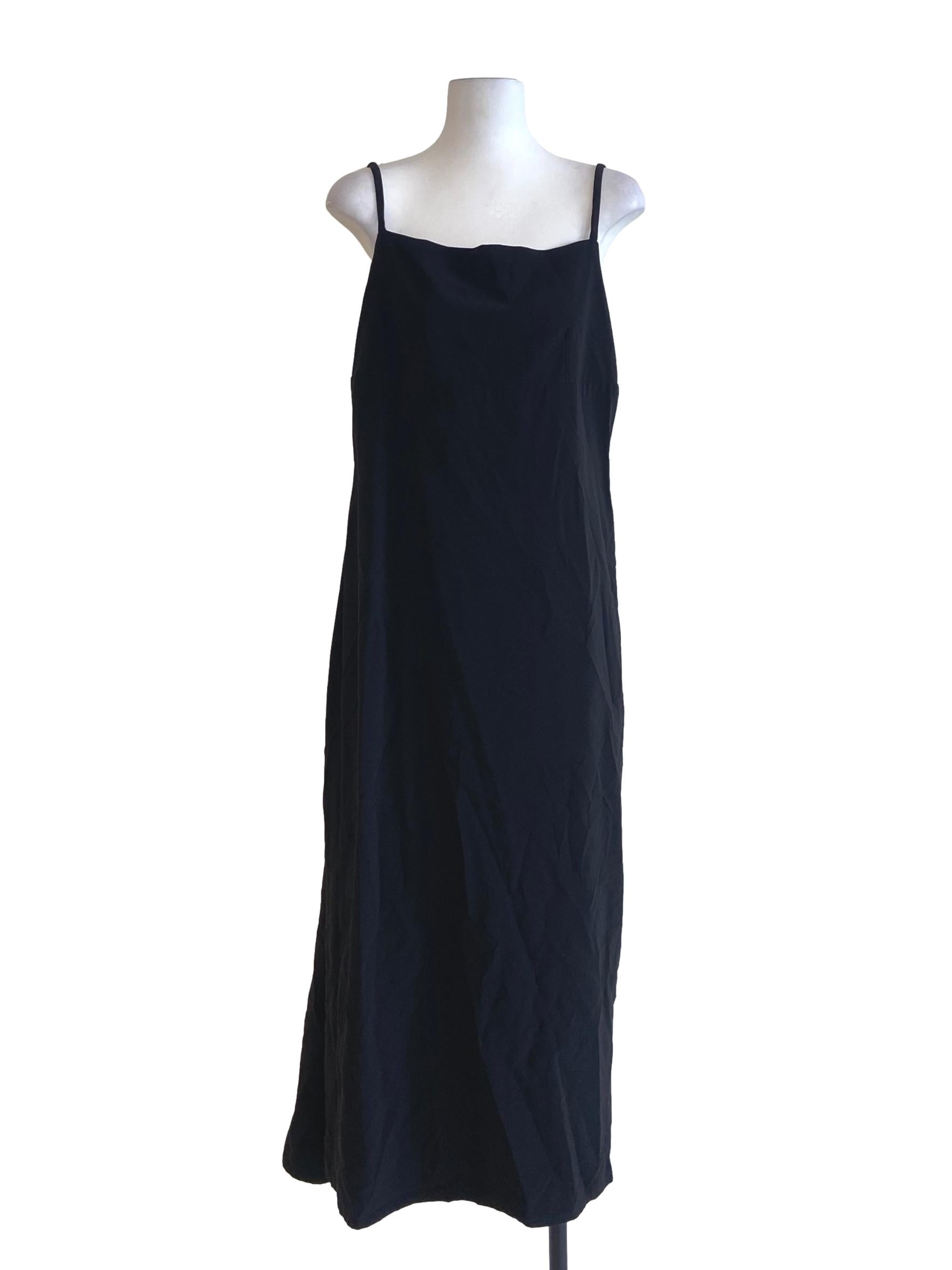 Black Sleeveless Shift Dress