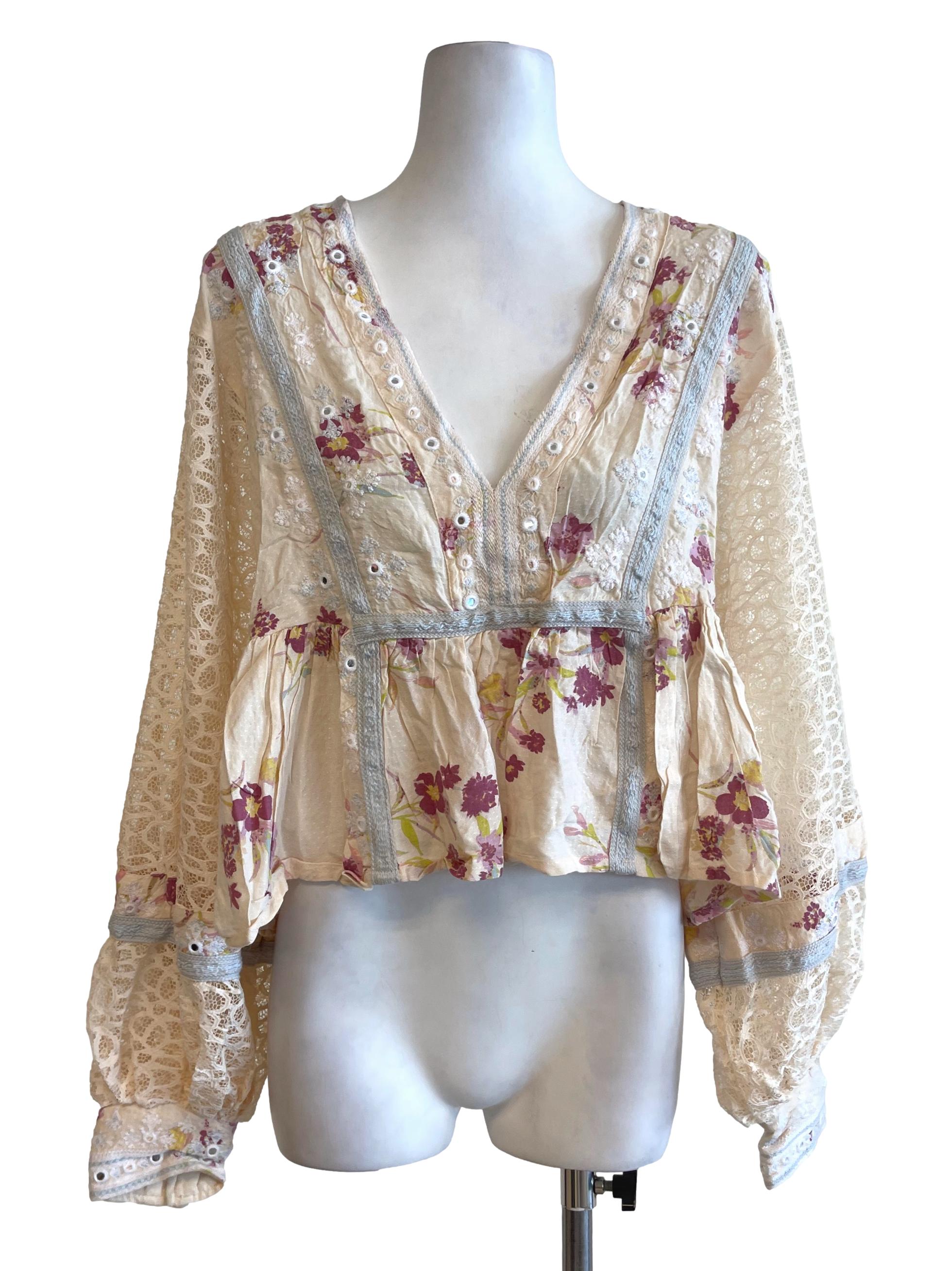 Cream Floral Lace Sleeves Top