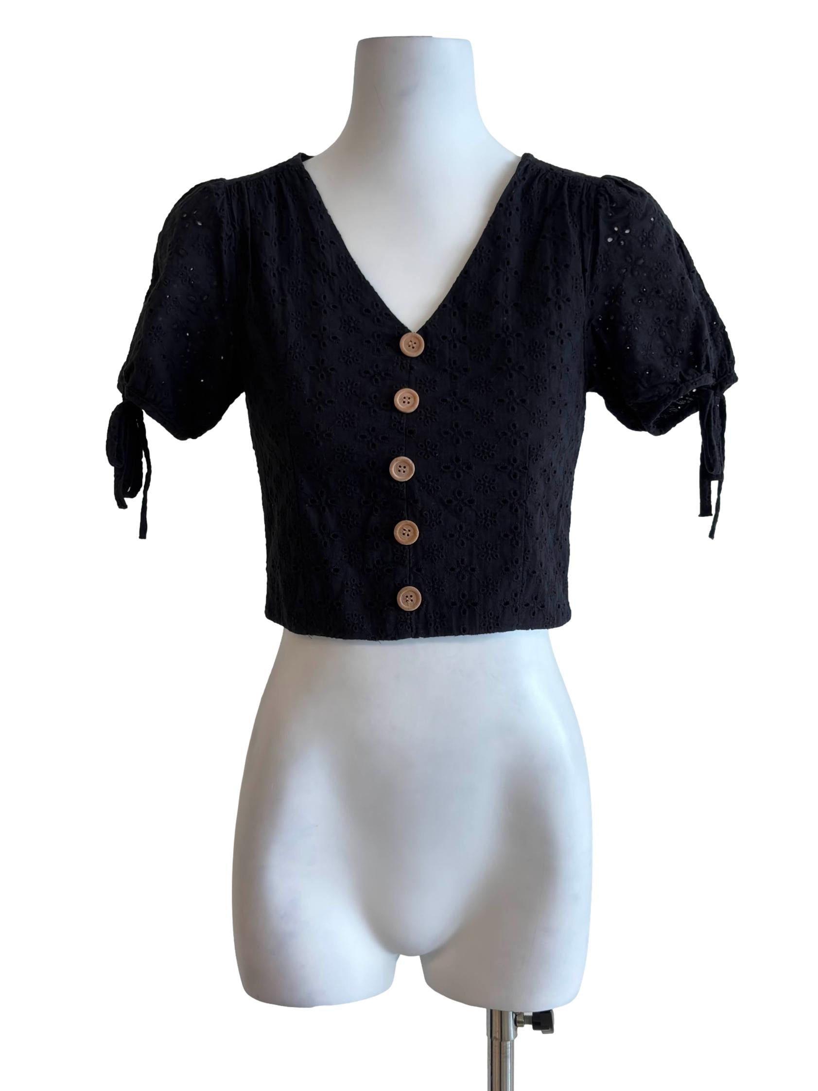Onyx Black Embroidery Cropped Top