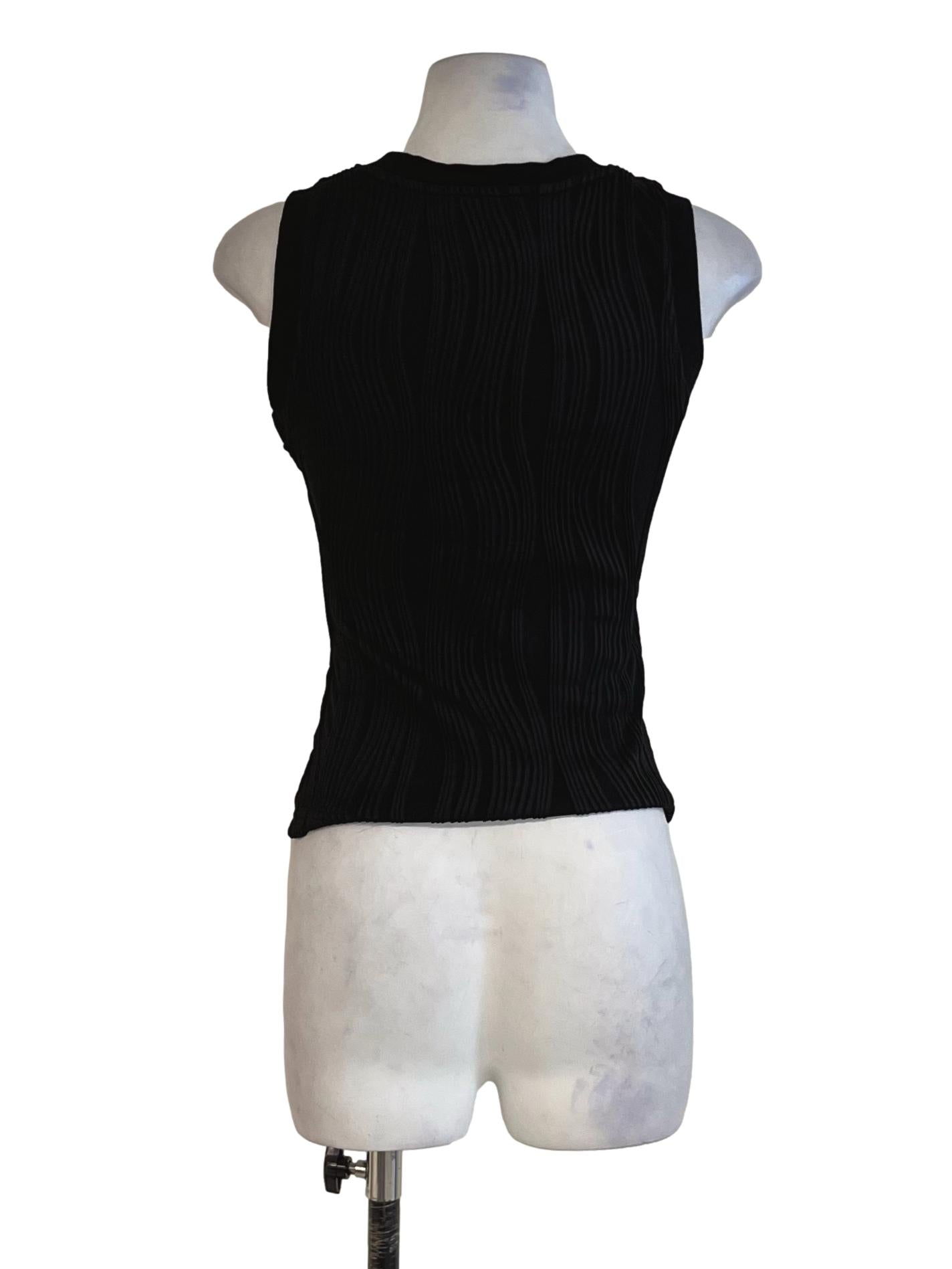 Black Jewel Neckline Sleeveless Top