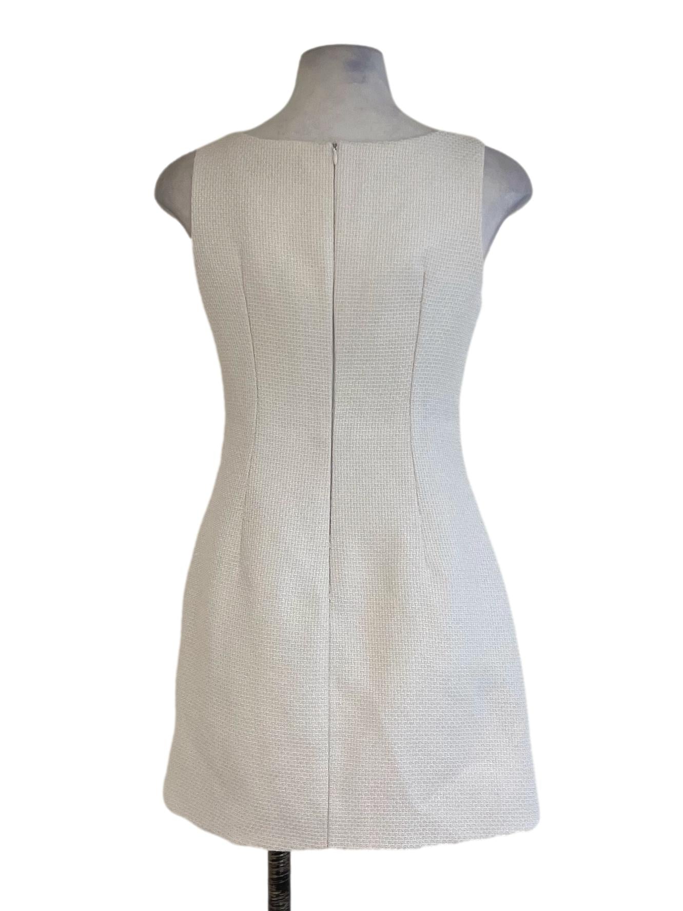 White Sweetheart Neckline Sheath Dress