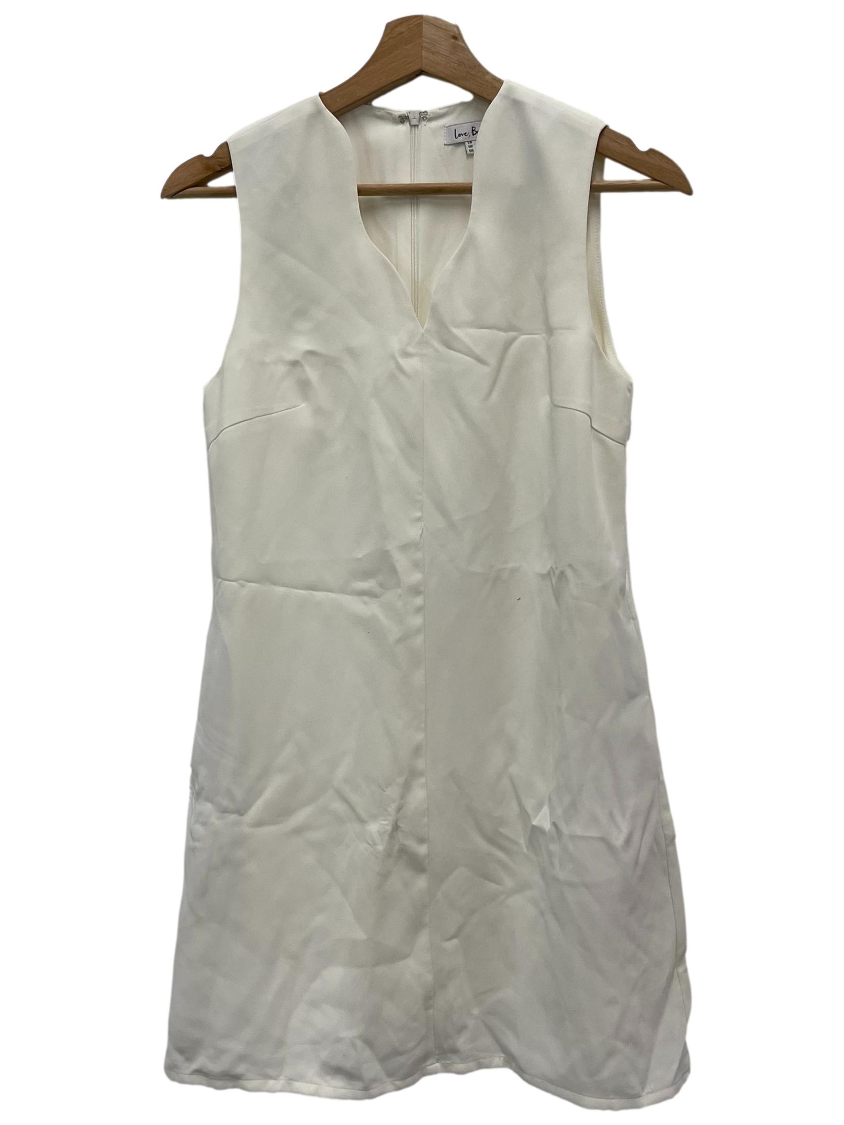 White V-Neck Sleeveless Dress