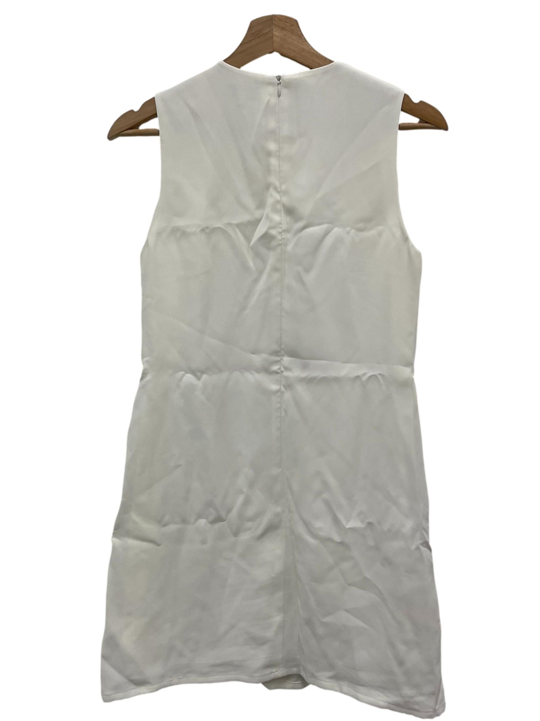 White V-Neck Sleeveless Dress