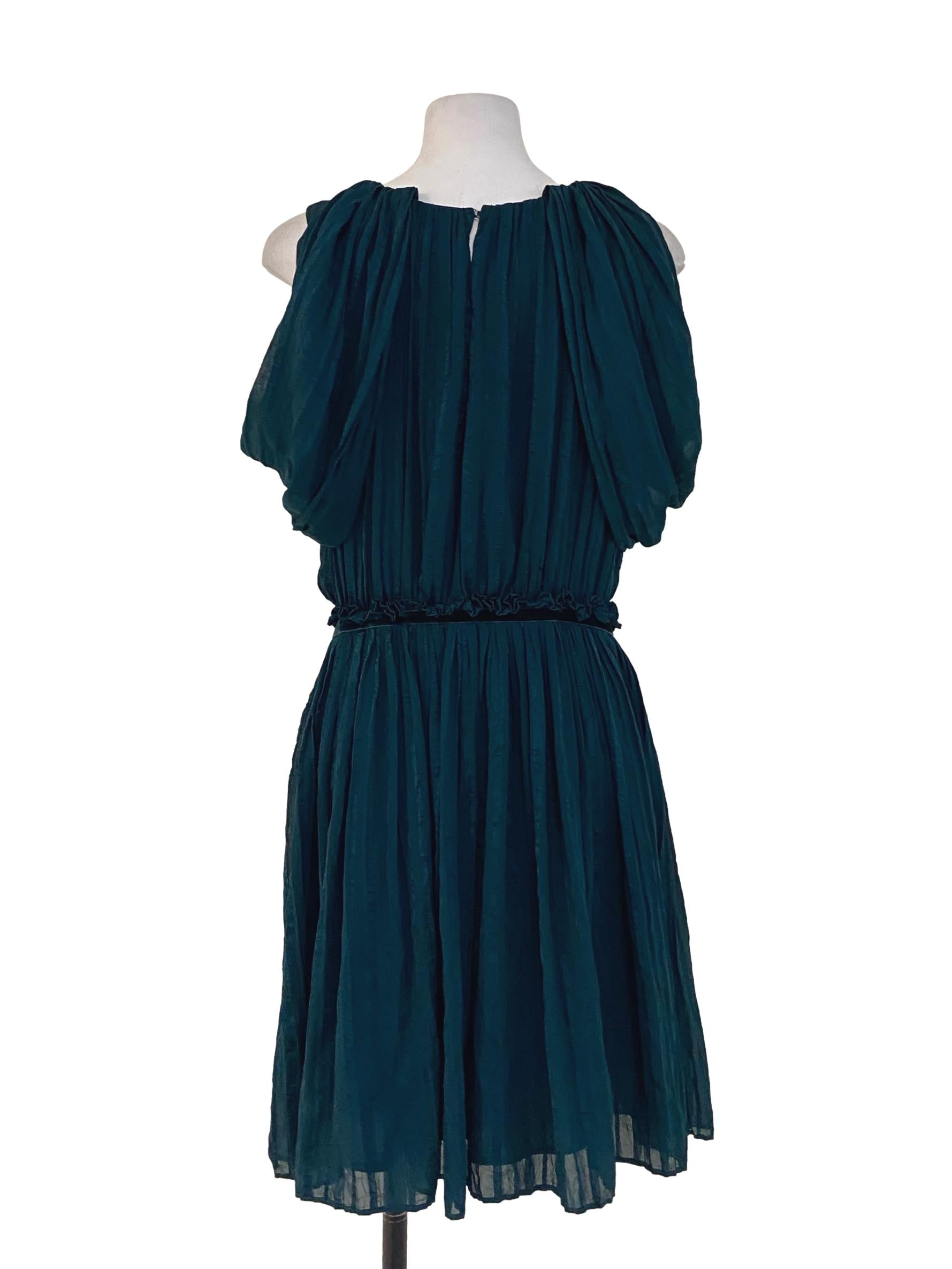 Emerald Green Pleated Sleeveless Dress