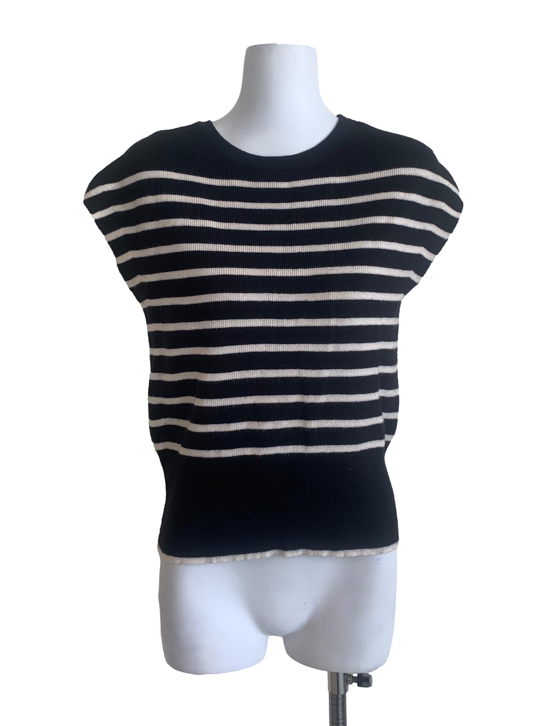 Crow Black Stripe Pattern Top