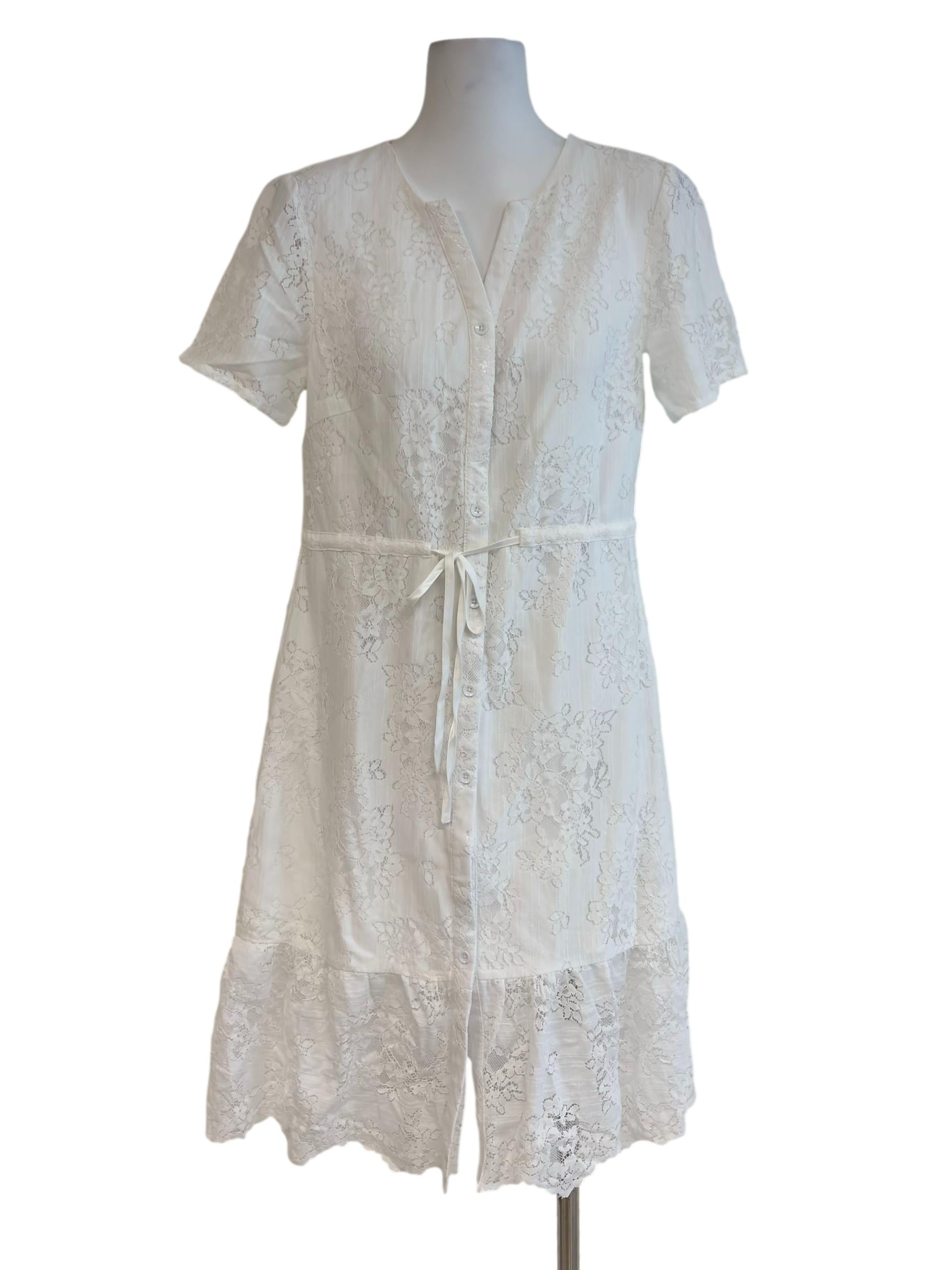 Daisy White Lace Buttoned Dress