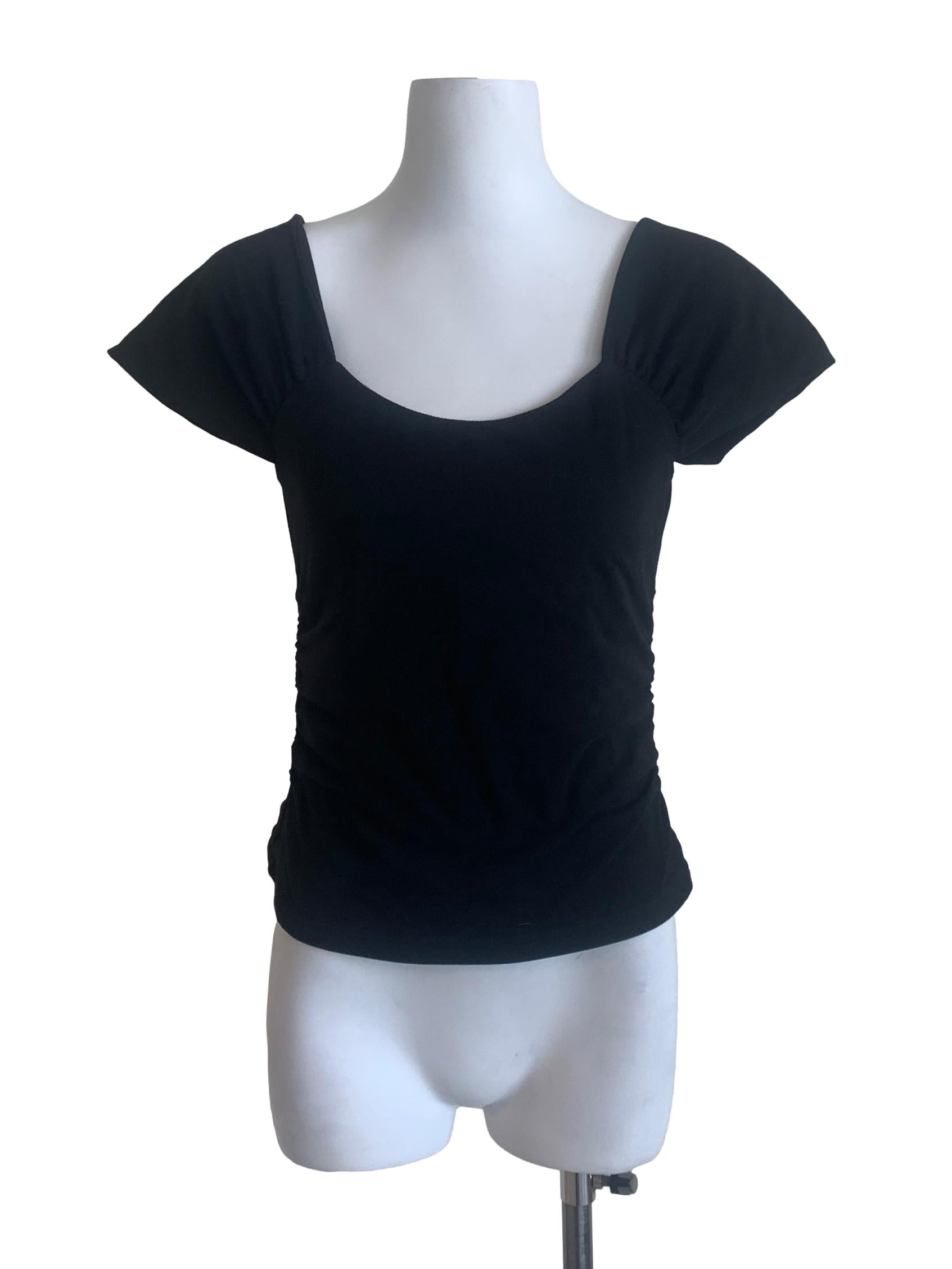 Oil Black Petal Sleeves Top