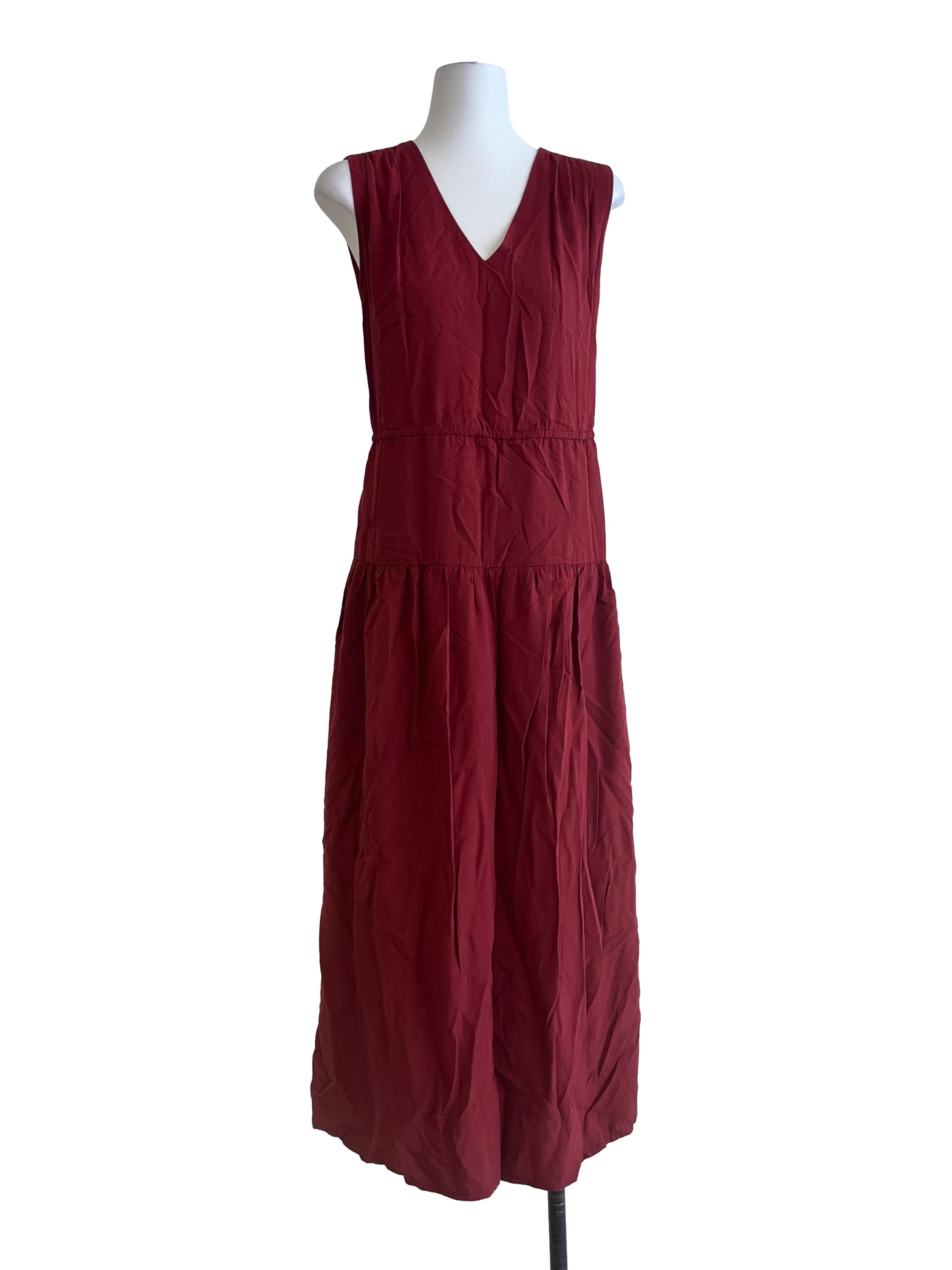 Lipstick Red V-Neck Sleeveless Dress
