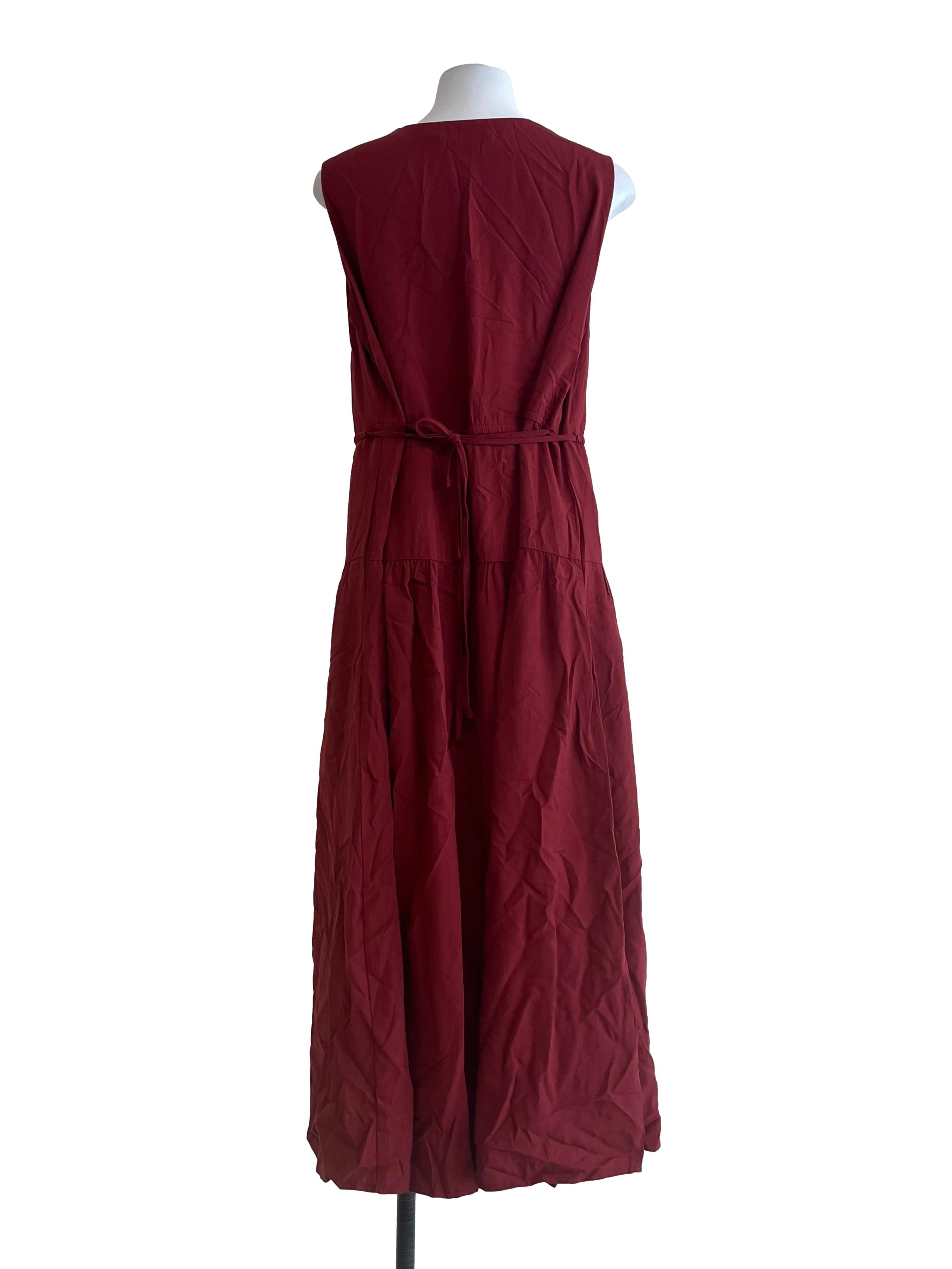 Lipstick Red V-Neck Sleeveless Dress