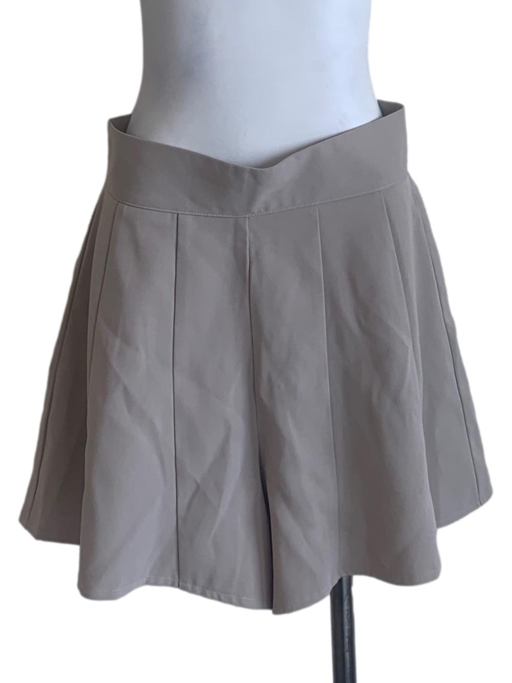 Cloud Grey Pleat Shorts