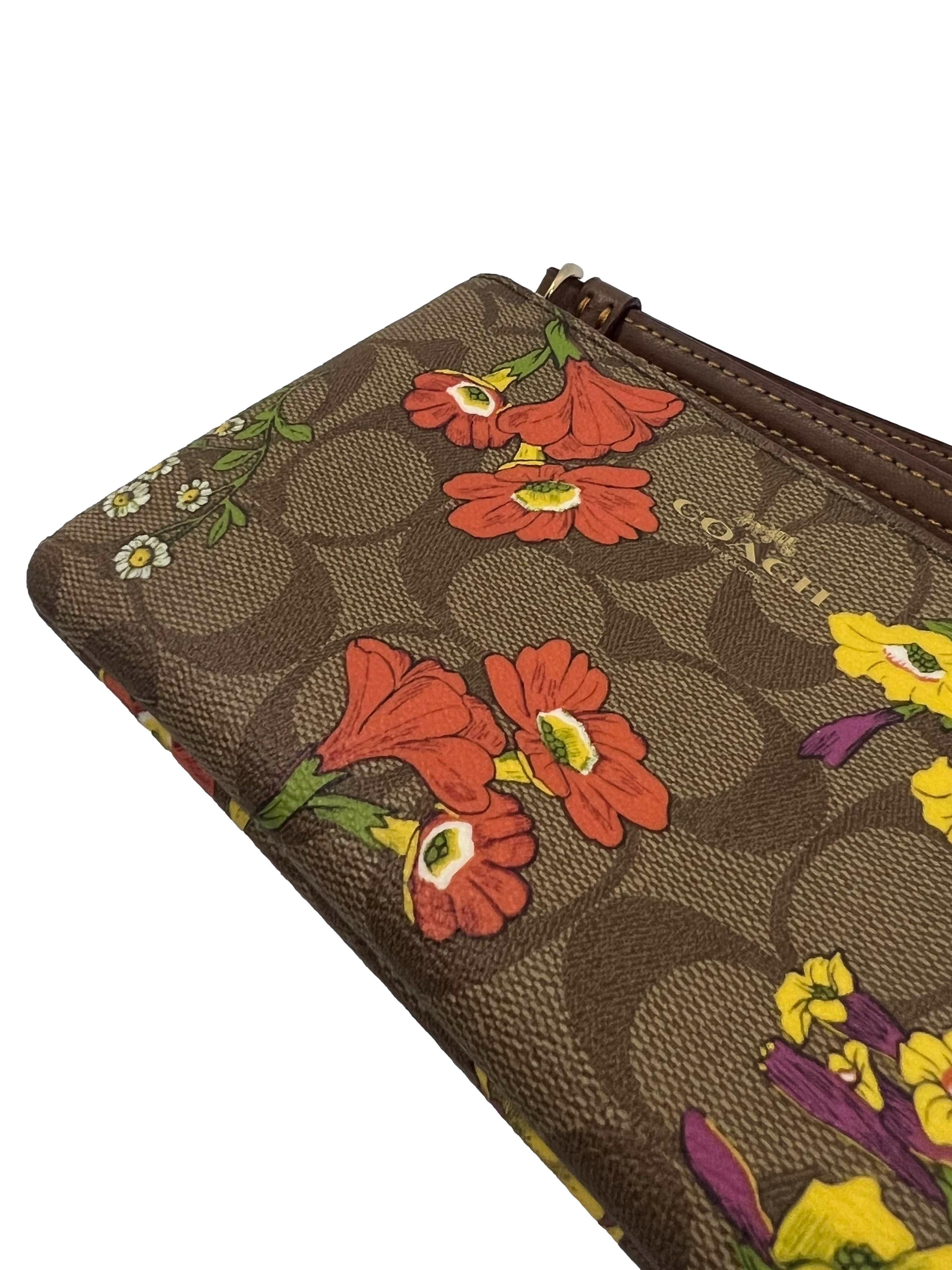 Khaki Corner Zip Signature Floral Wristlet