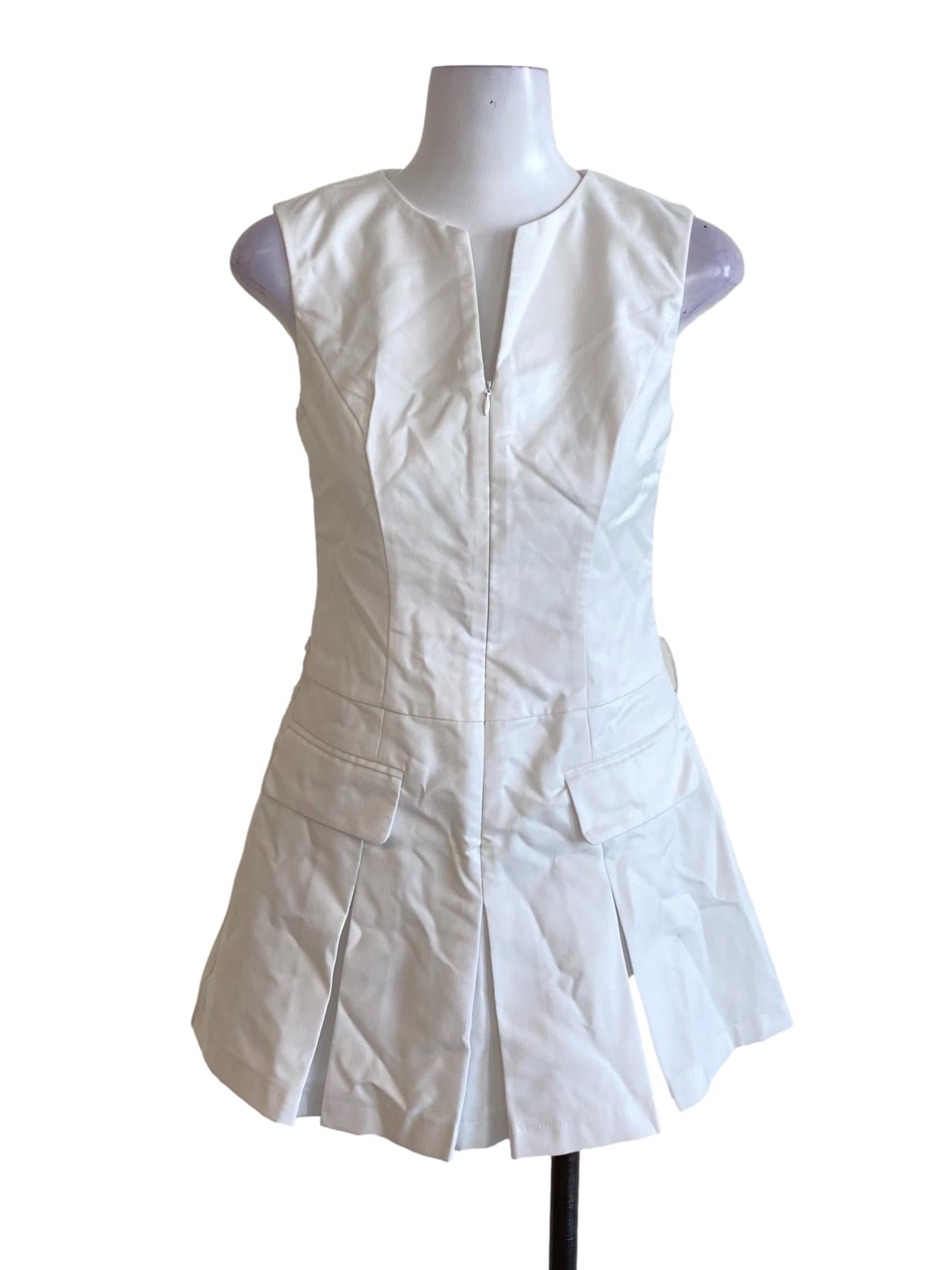 Daisy White Round Neck Box Pleated Hem A-Line Dress