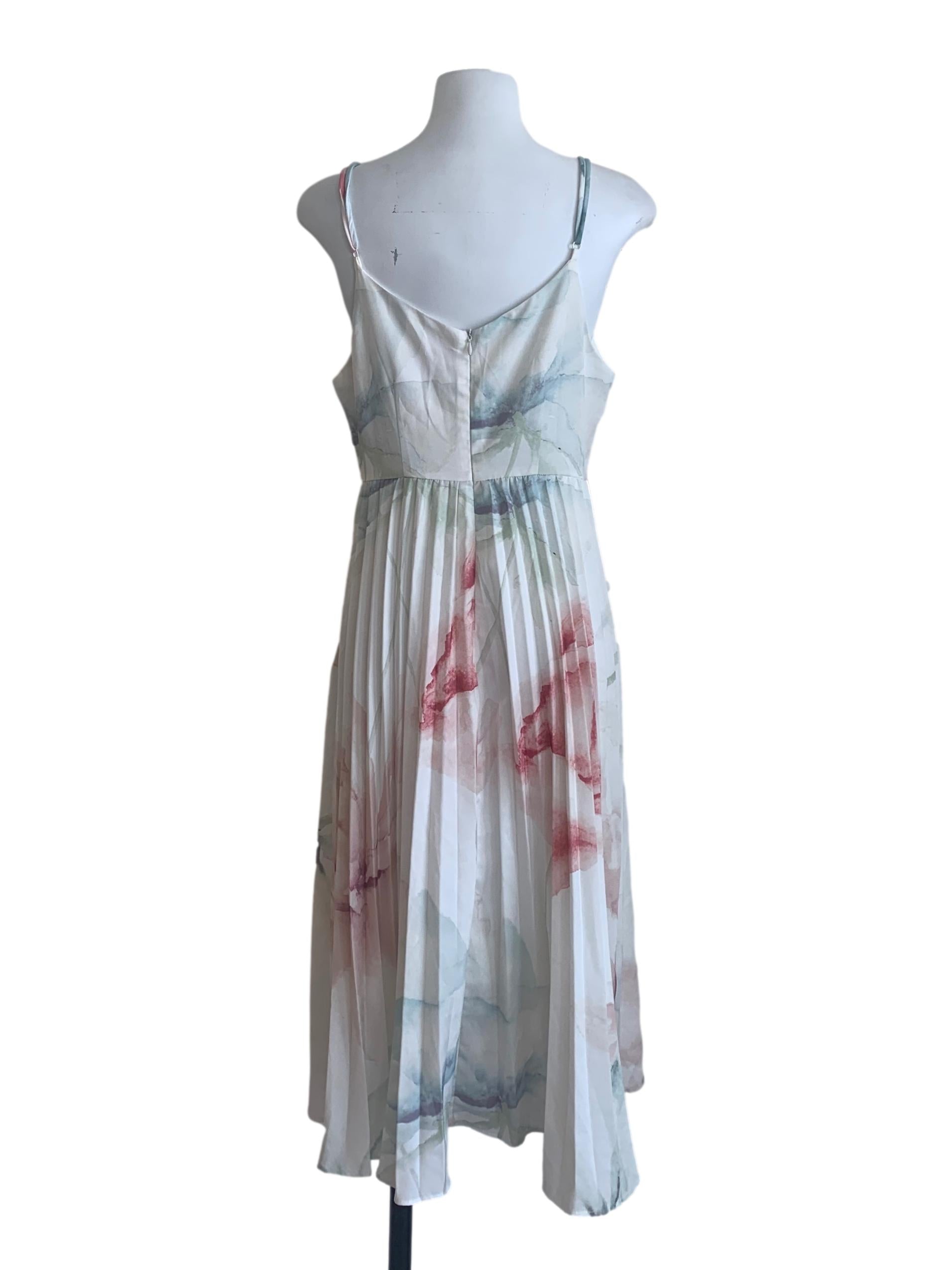 Cotton White Pattern Pleated Dress