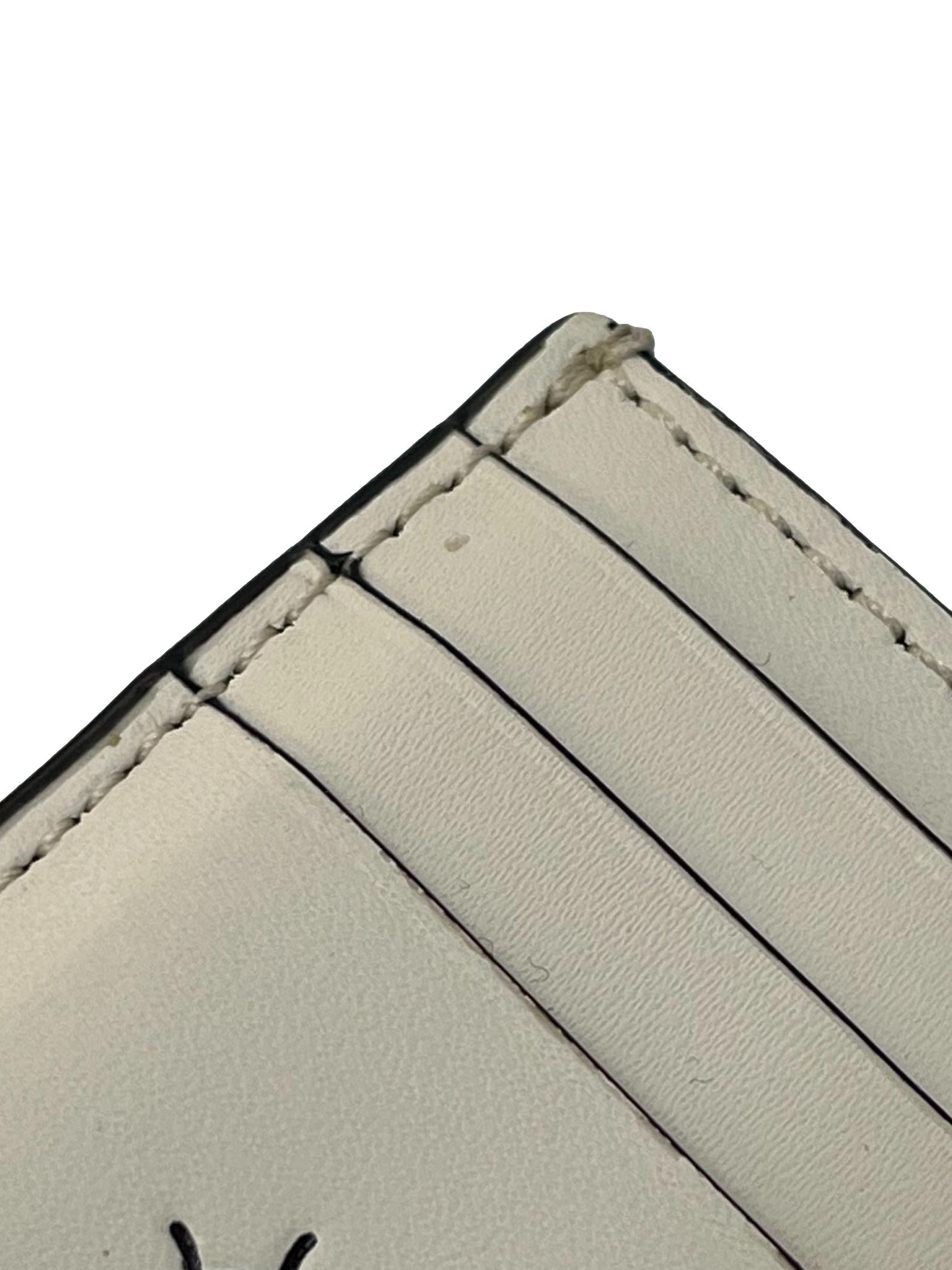 Cream Bumble Bee Cardholder