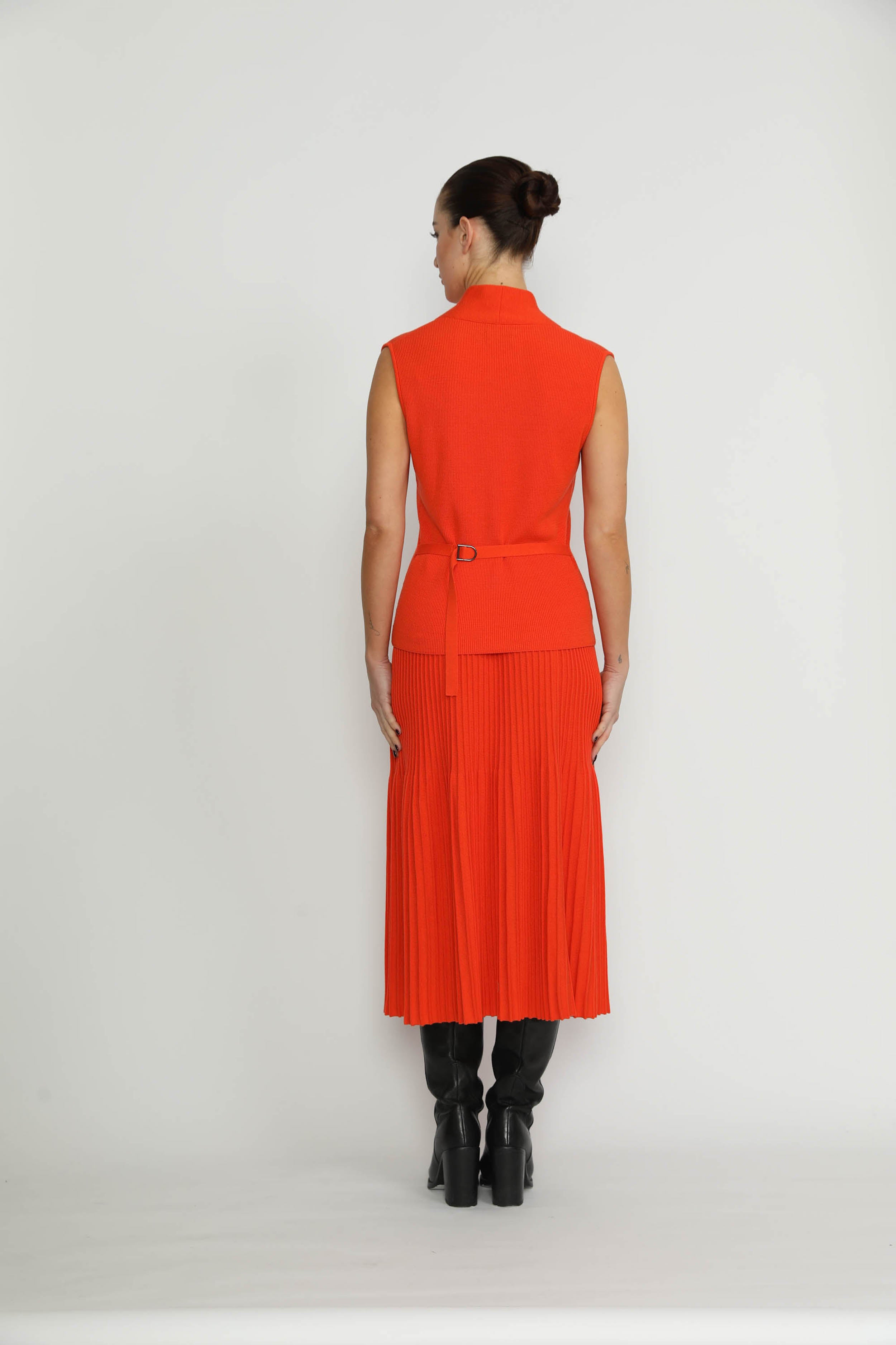 Arbon Waistcoat - Knit Waistcoat In Orange CSN