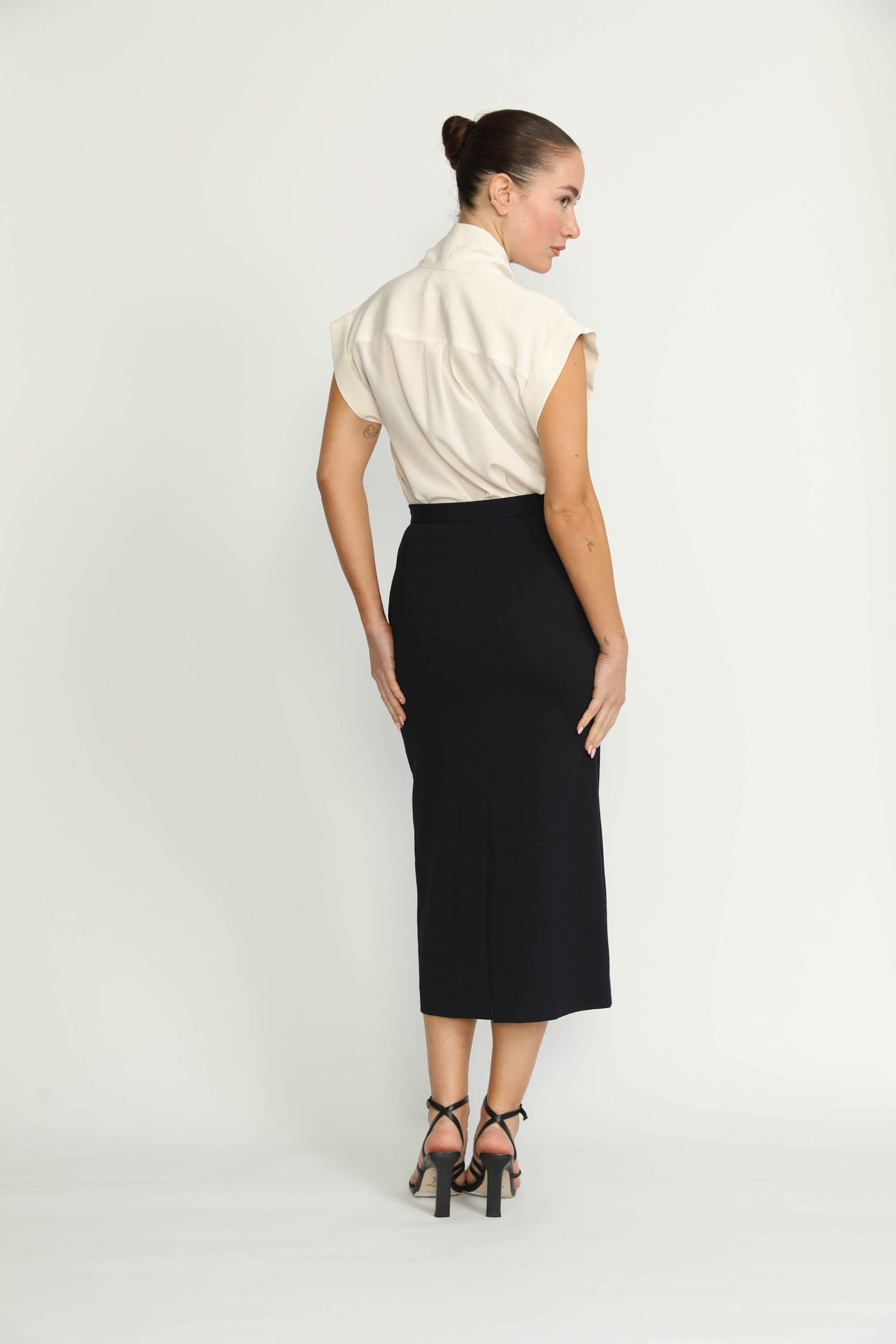 Nyon Skirt - Midi Pencil Skirt In Navy CSN
