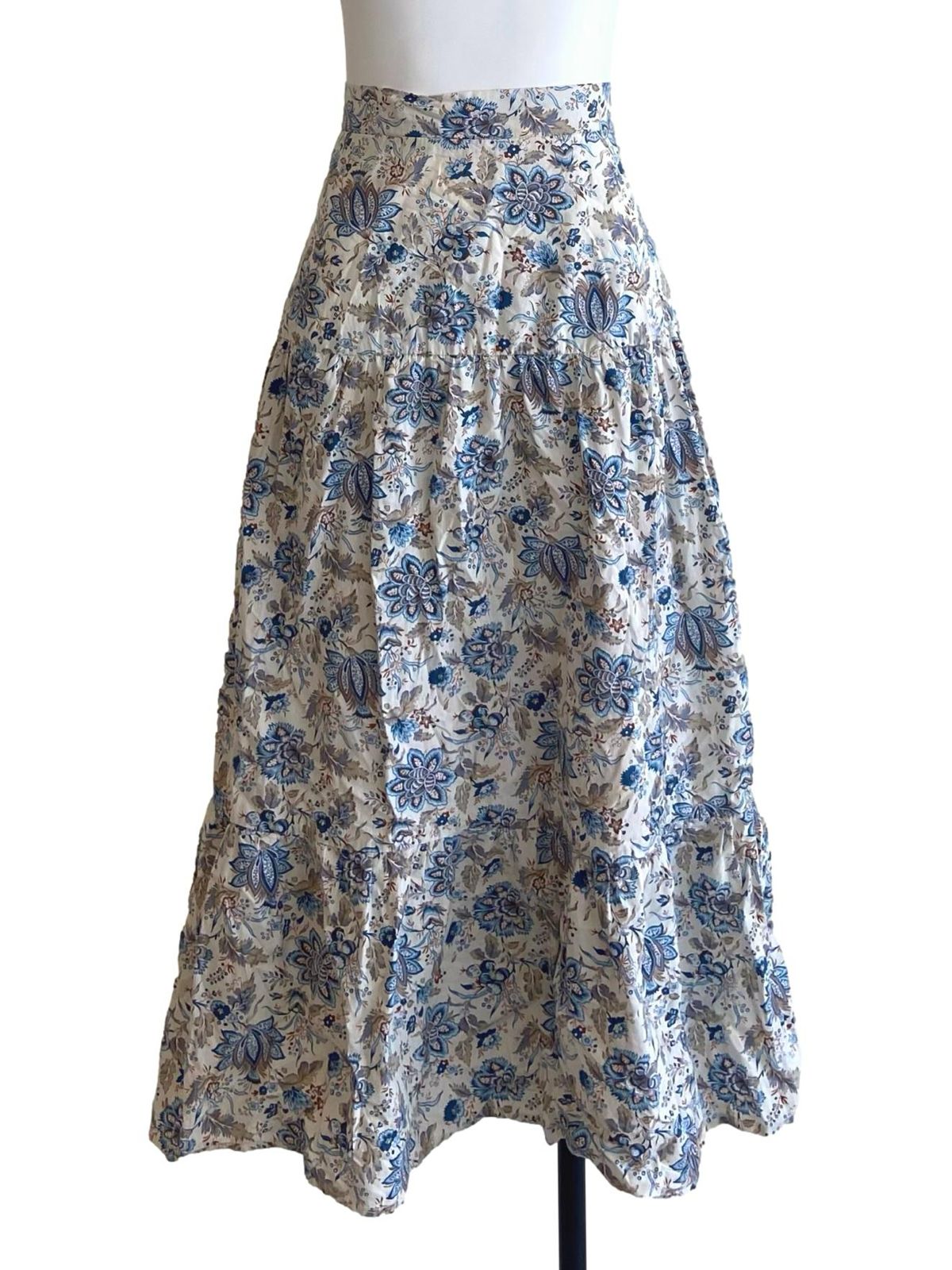 Porcelain Beige & Blue Floral Layered Skirt