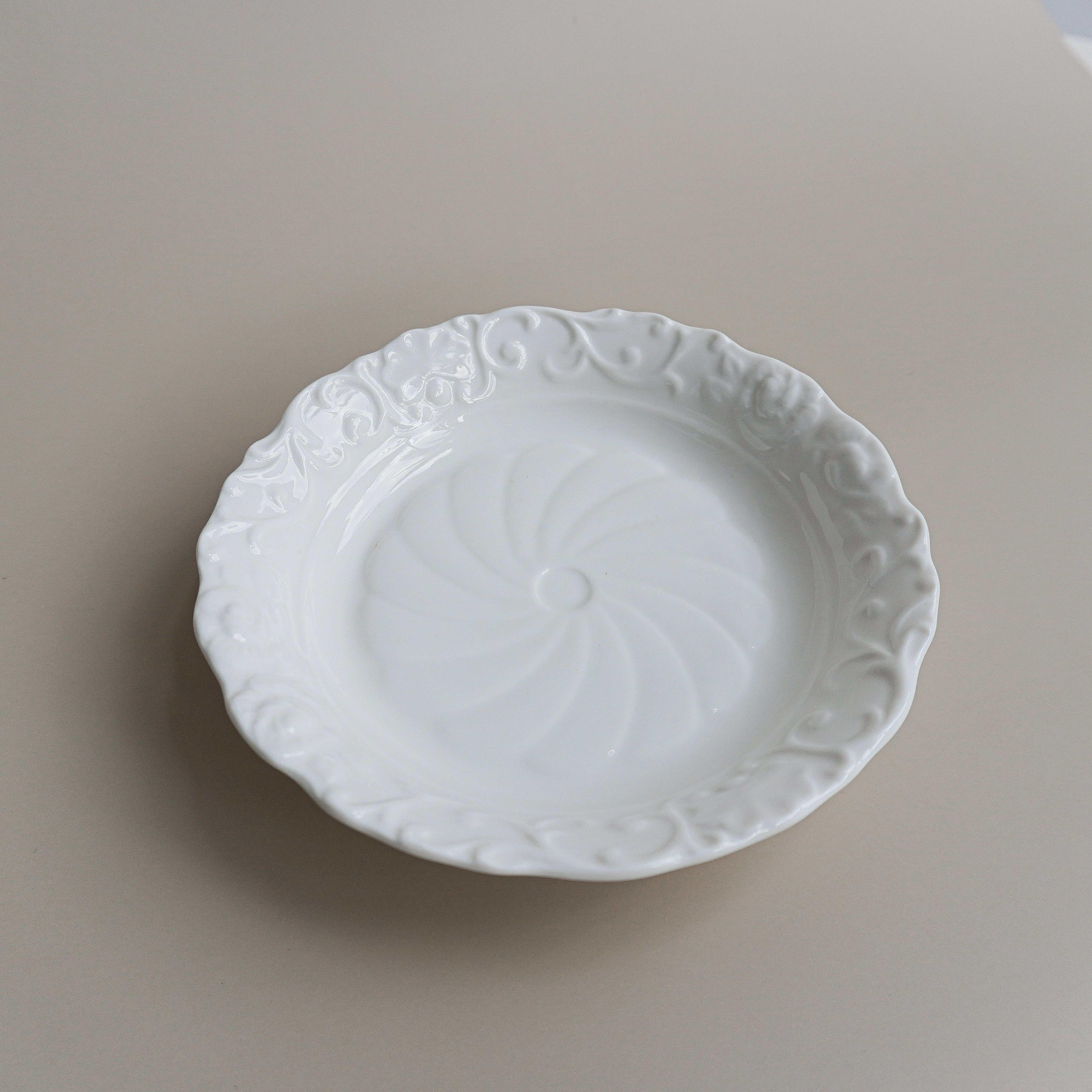 French White Raised Small Deep Plate - LM