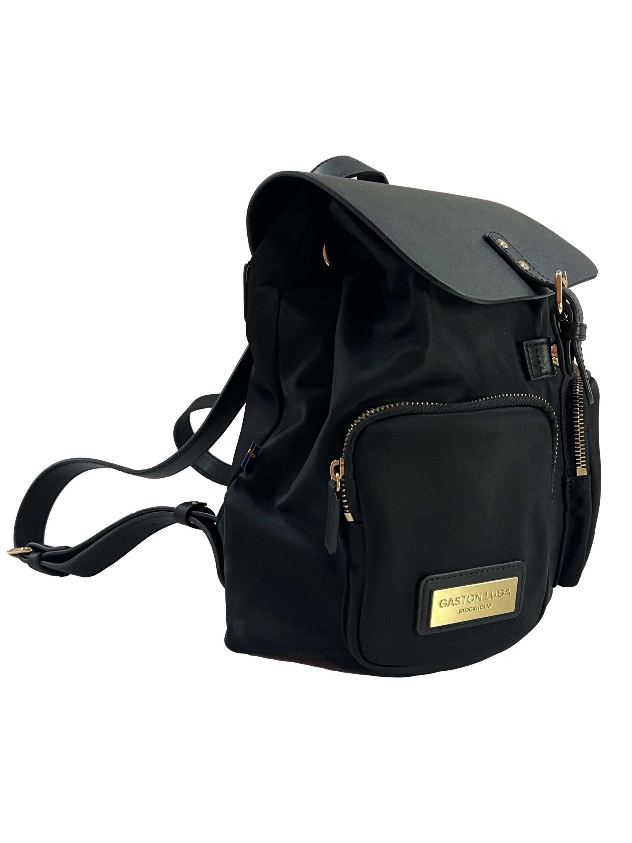 Black Pärlan Flap Backpack